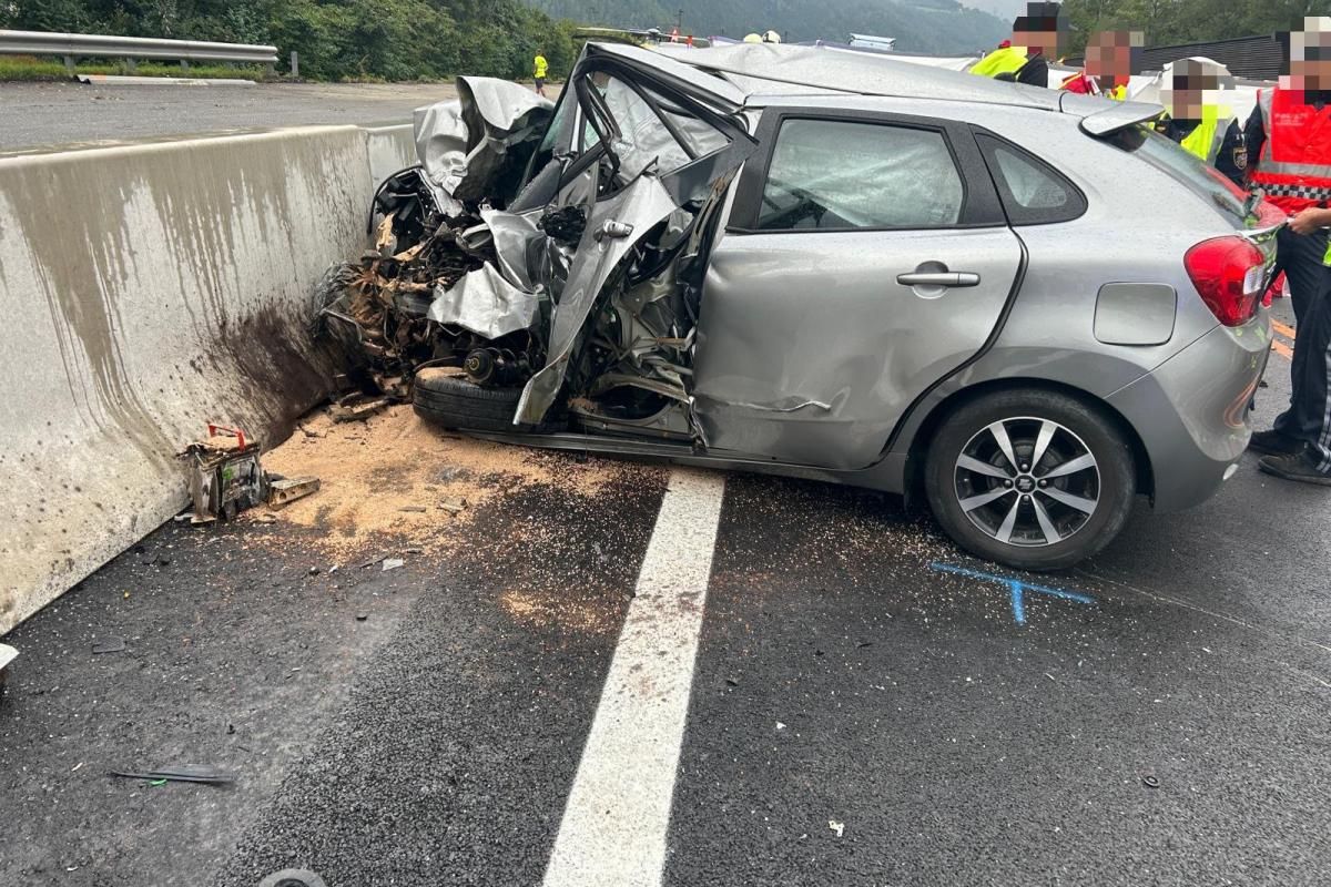 Heute.at - Todes-Crash auf A12 – Junge Lenkerin (33) war schwanger