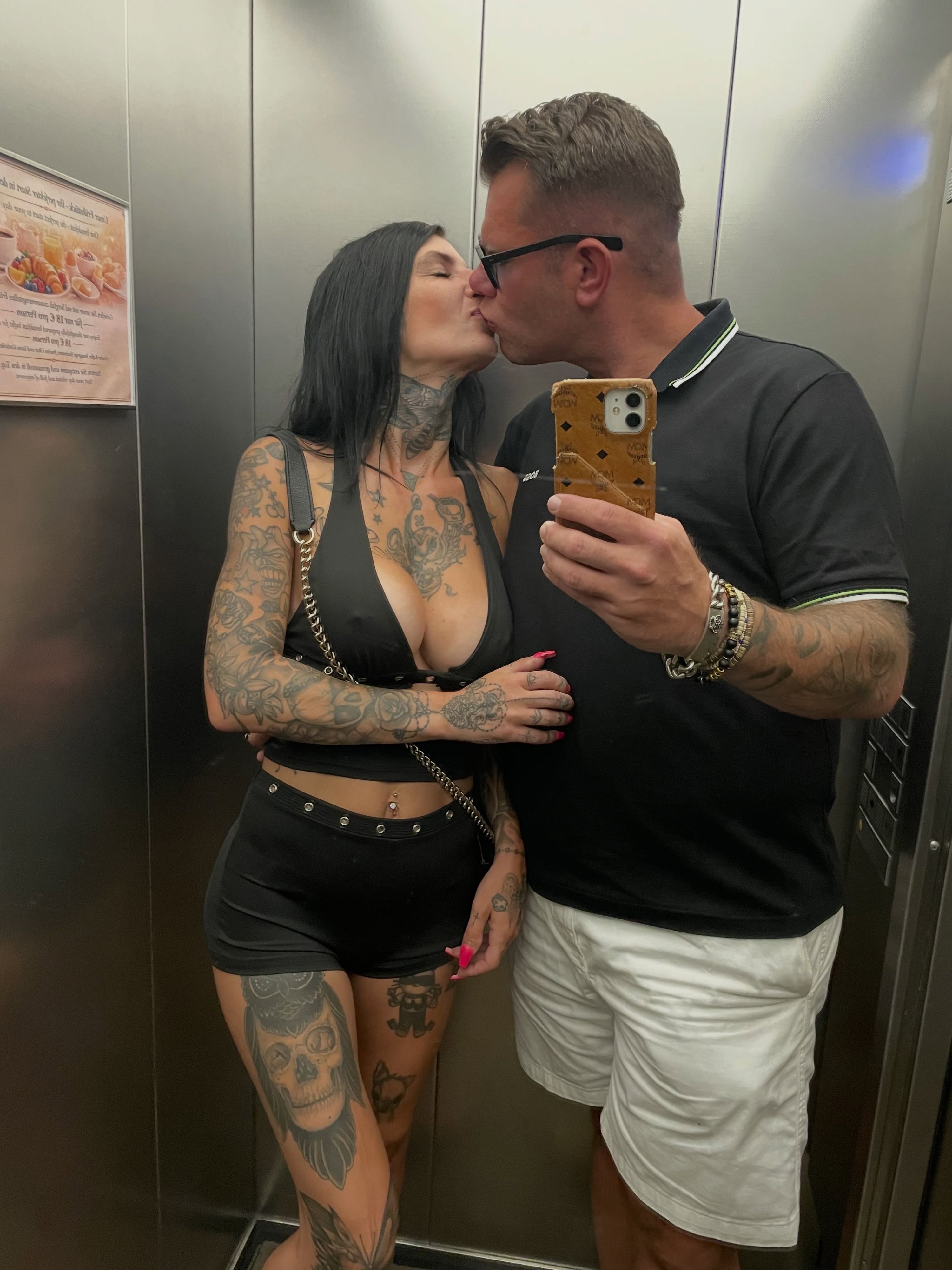 Dennis Schick und seine neue Freundin Tanja.