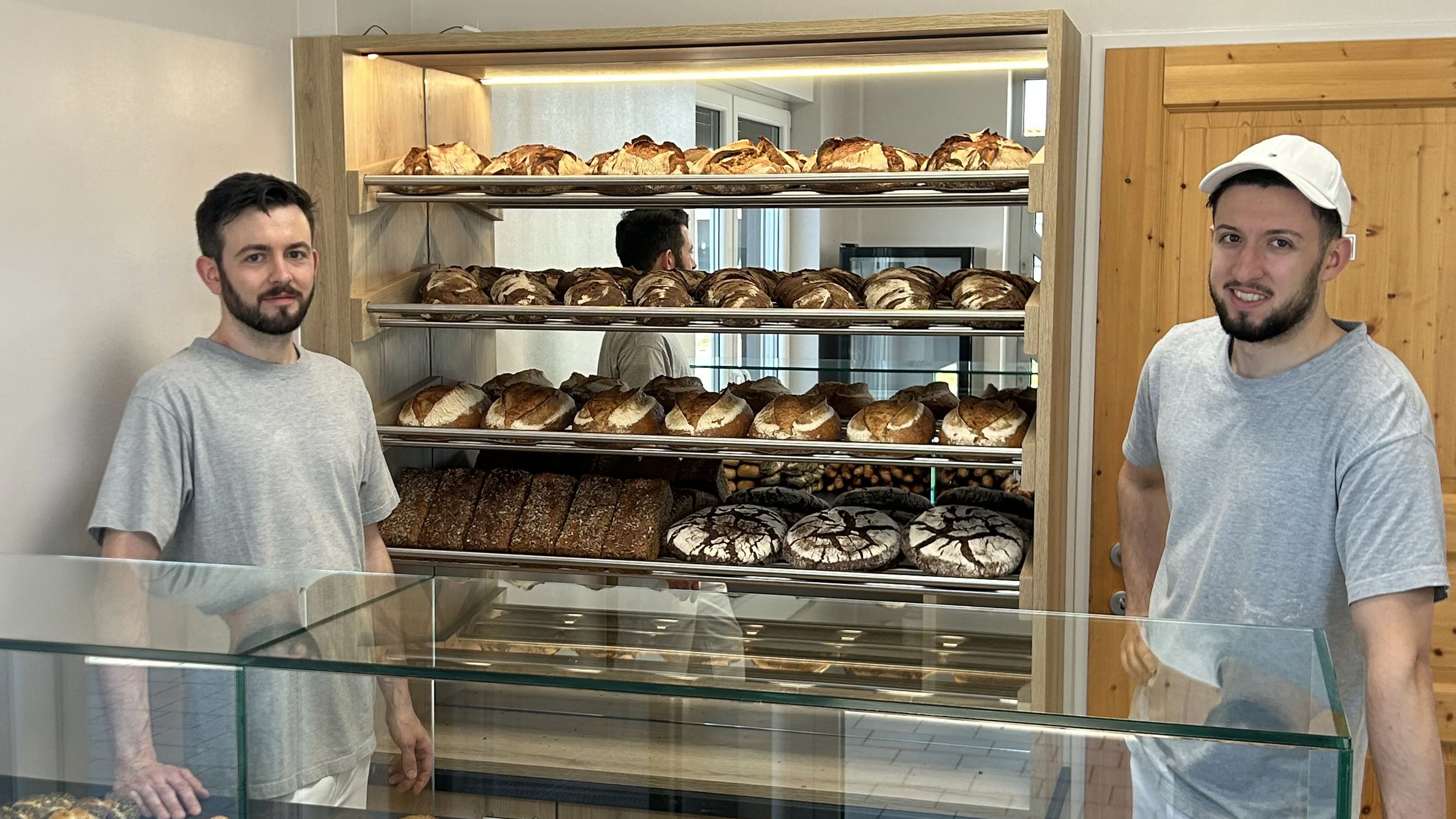 Heute.at - Brotbrüder setzen auf traditionelle Backkunst
