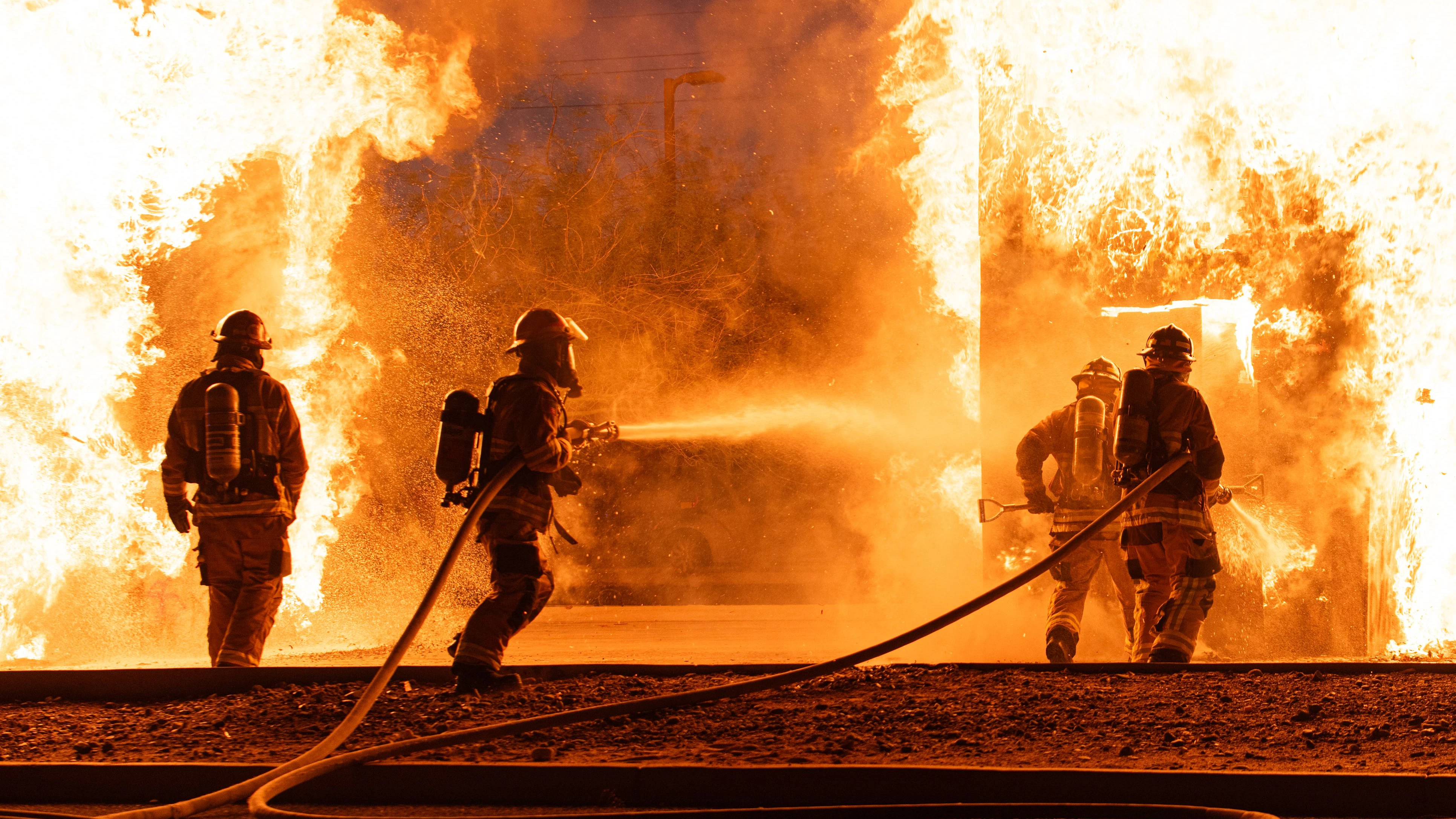 Der junge Floriani legte mehrere Brände und alarmierte selbst die Feuerwehr.