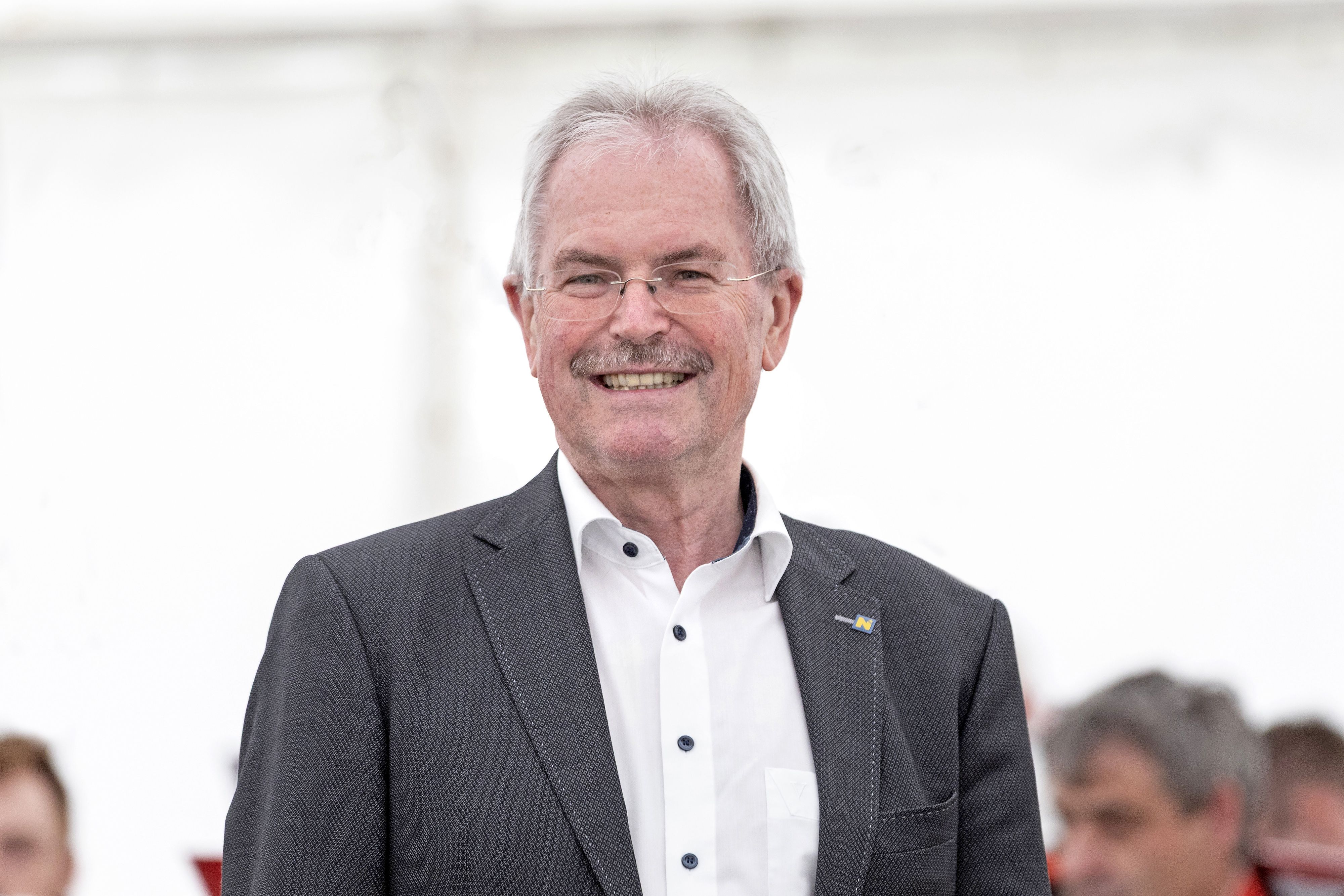 Heute.at - Am Rad kollabiert! Sorge um beliebten Politiker aus NÖ