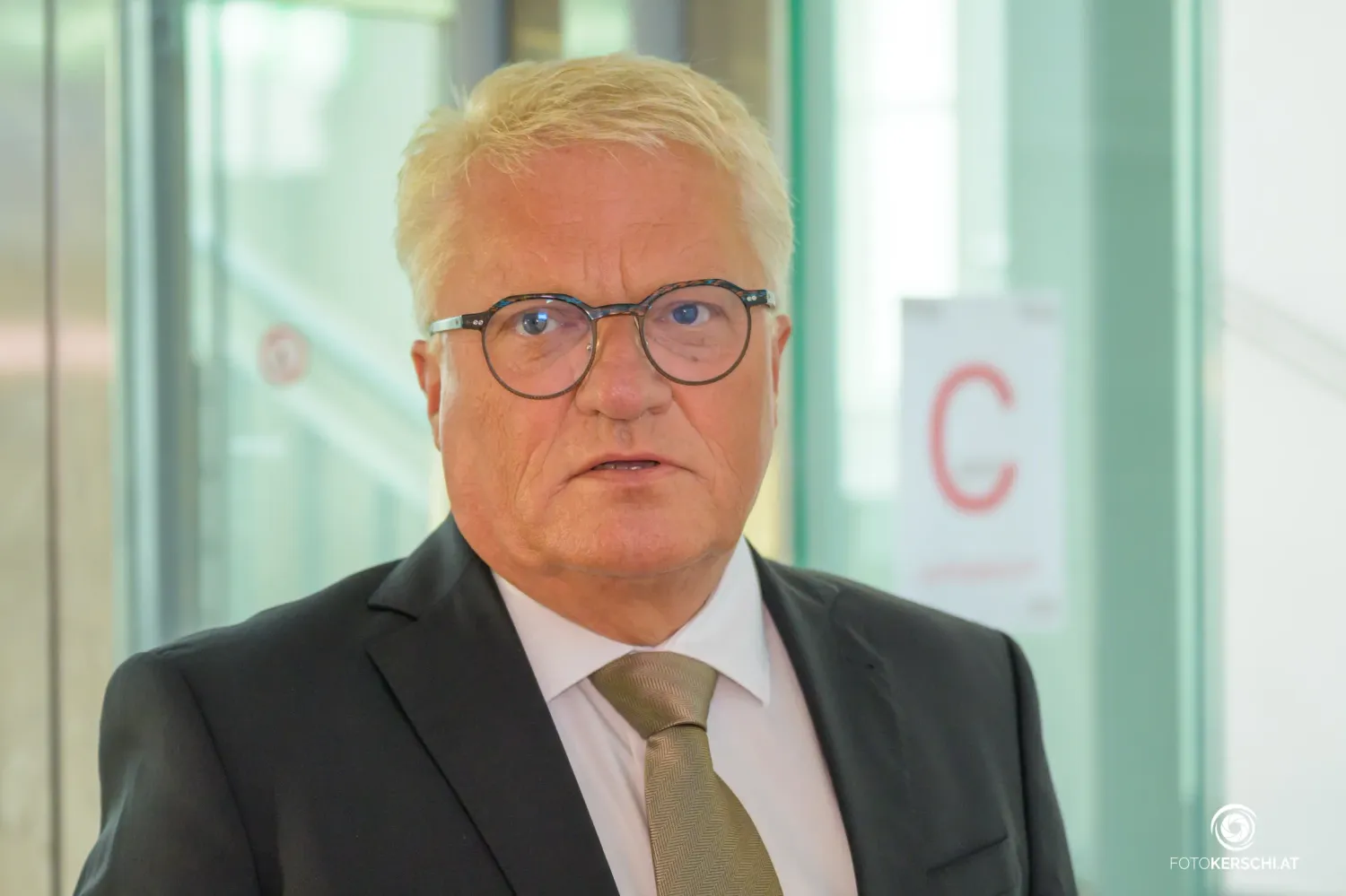 Heute.at - Nach Freispruch: Ex-Stadtchef Luger muss weiter zittern
