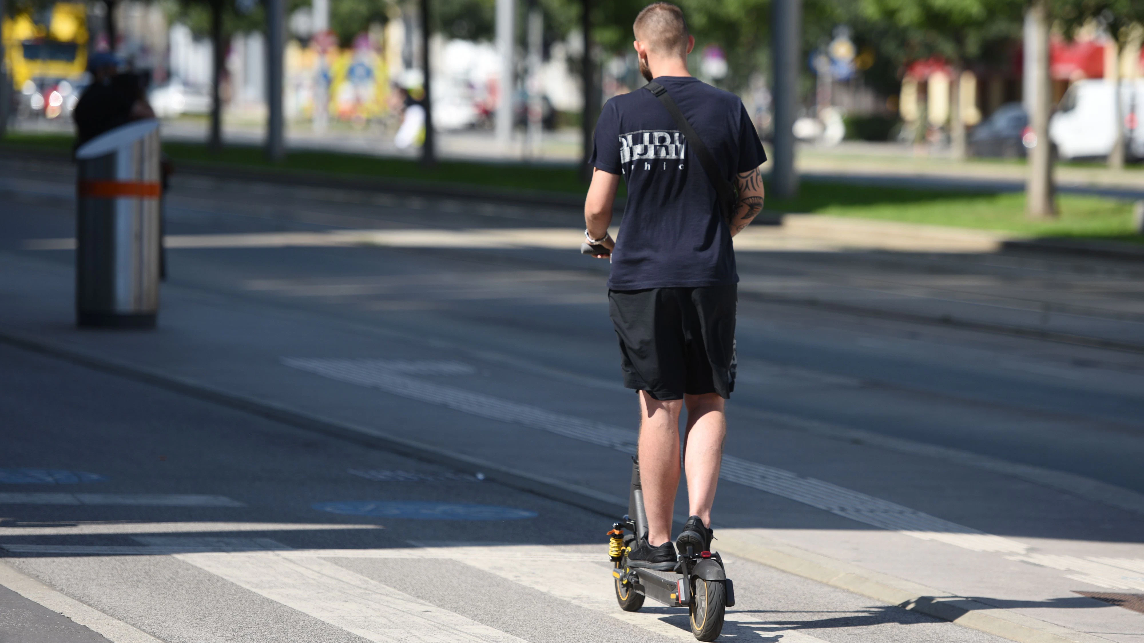 15-Jähriger auf E-Scooter kassiert 5.260 Euro Strafe