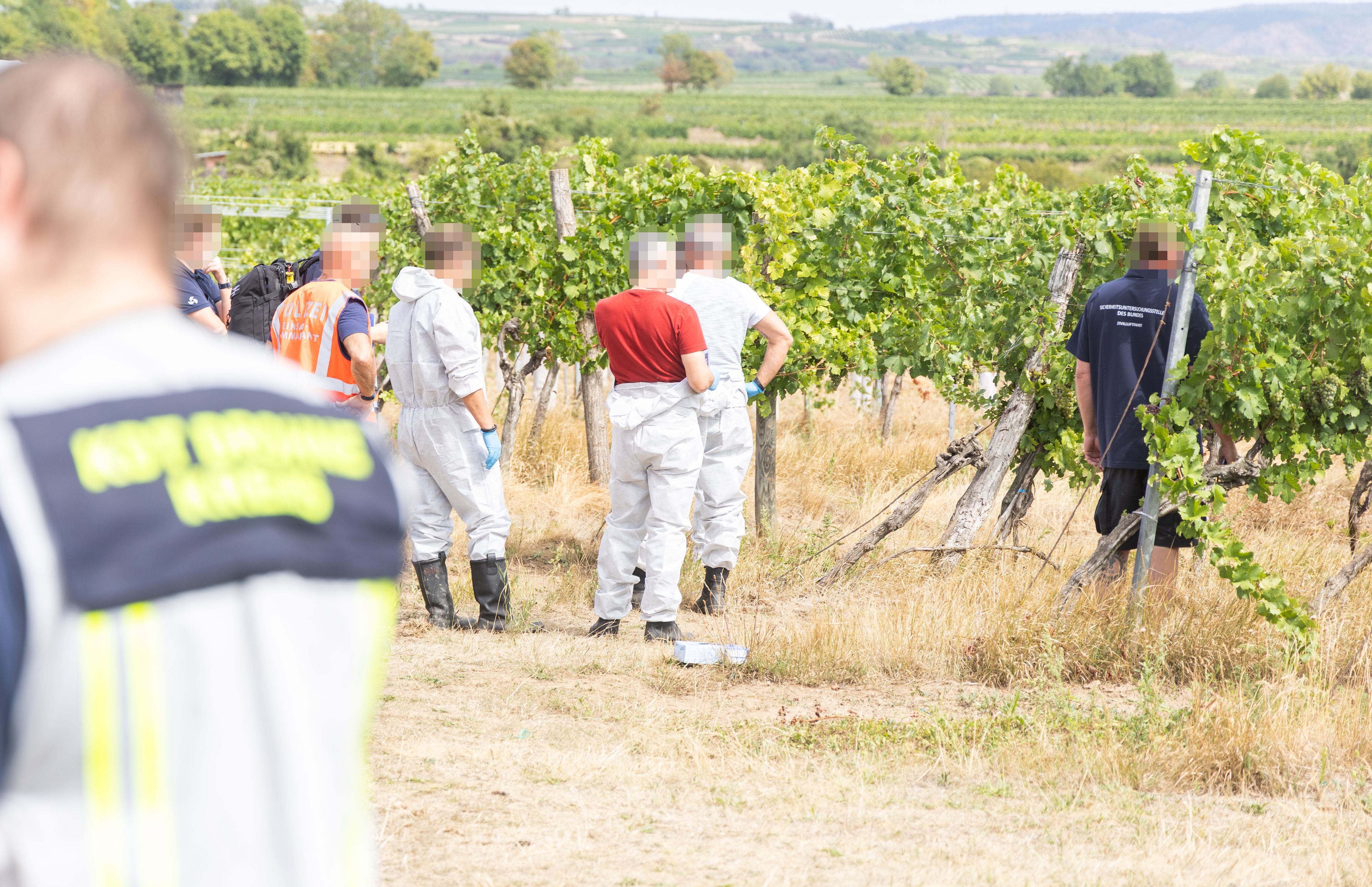 Flugzeug-Unglück: Einsatzkräfte im Großeinsatz