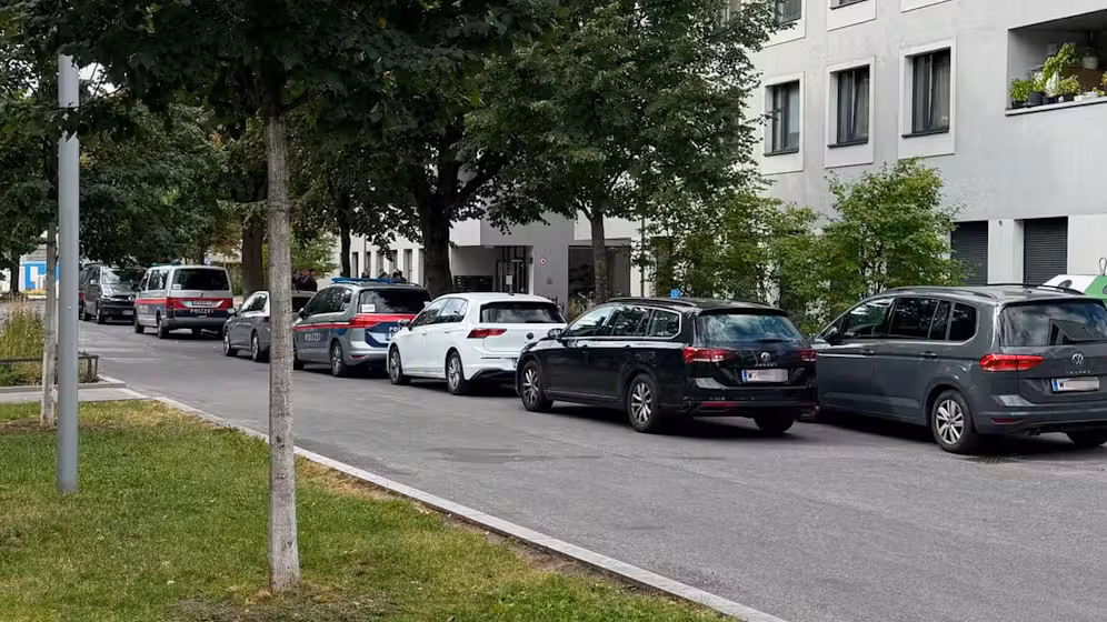 Die Ermittlungen laufen weiterhin auf Hochtouren. 