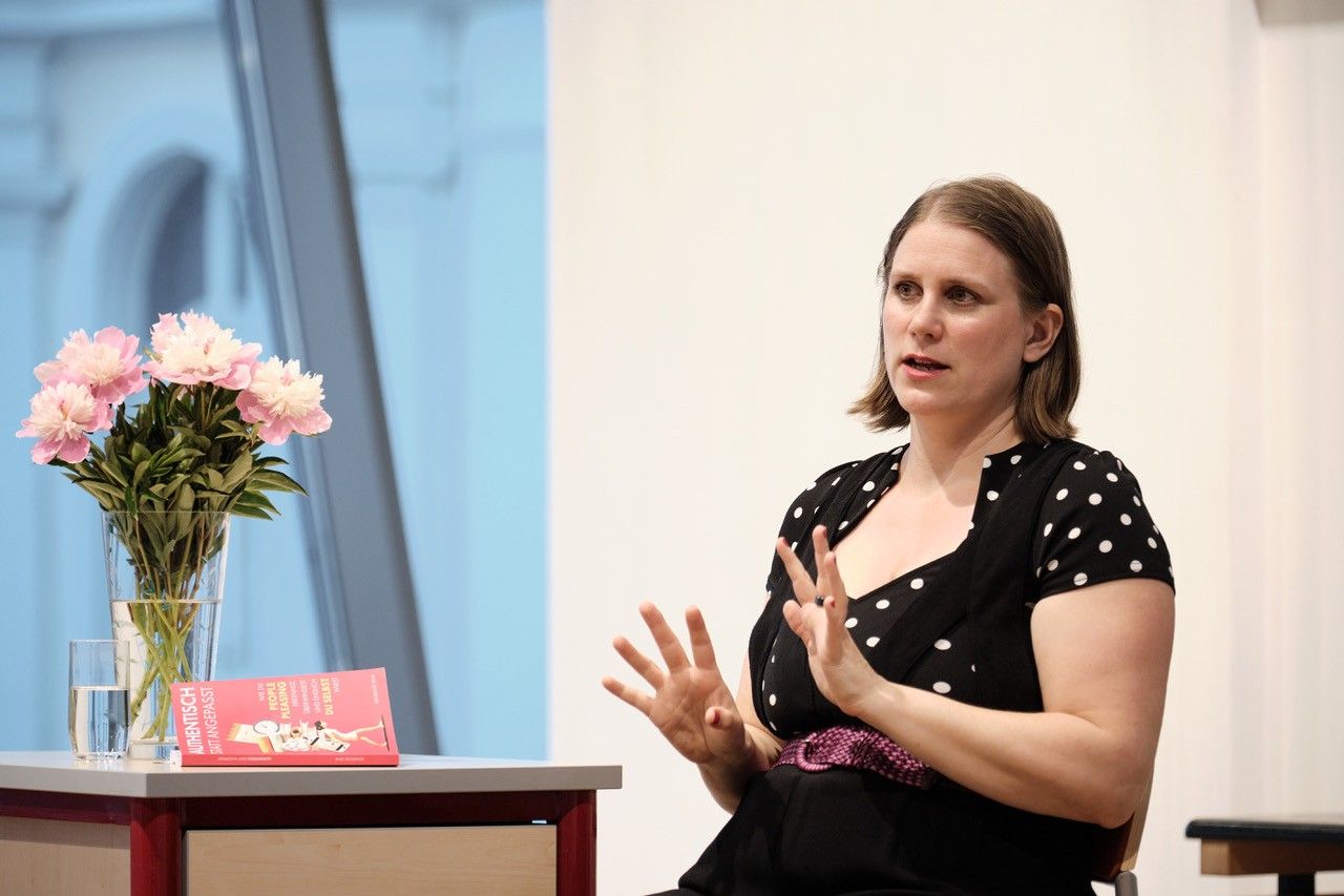 Am 7. September dreht sich beim kostenlosen Online-Frauensalon in St. Pölten alles um People Pleasing und seine Folgen.
