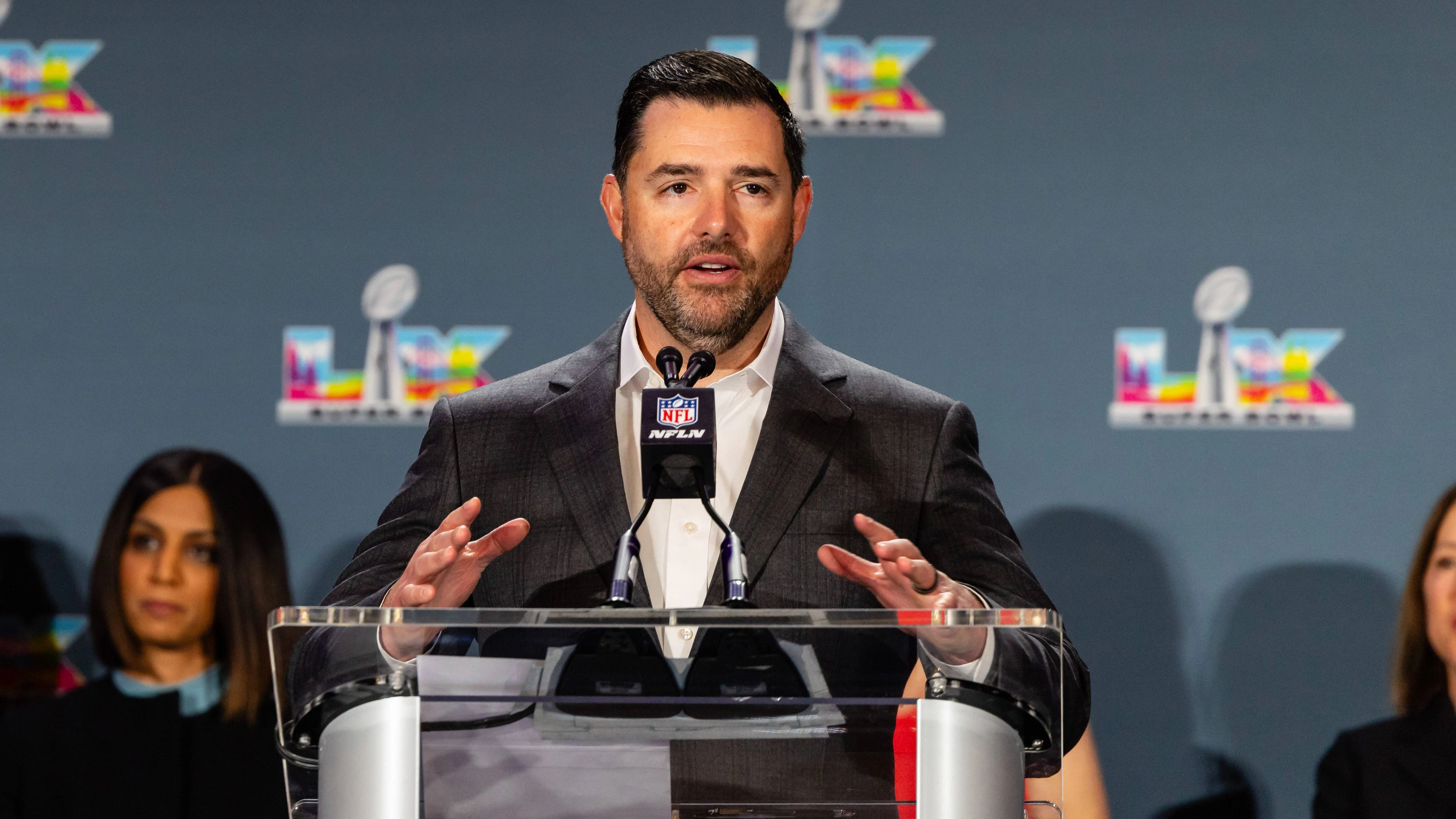SAN FRANCISCO, CA - FEBRUARY 09: Jed York, Principal Owner San Francisco 49ers, speaks during a press conference, PK, Pressekonferenz after Super Bowl LX on February 9, 2026 at Moscone Center in San Francisco, CA. Photo by Matthew Huang/Icon Sportswire NFL, American Football Herren, USA FEB 09 Super Bowl LX Press Conference EDITORIAL USE ONLY Icon260209005