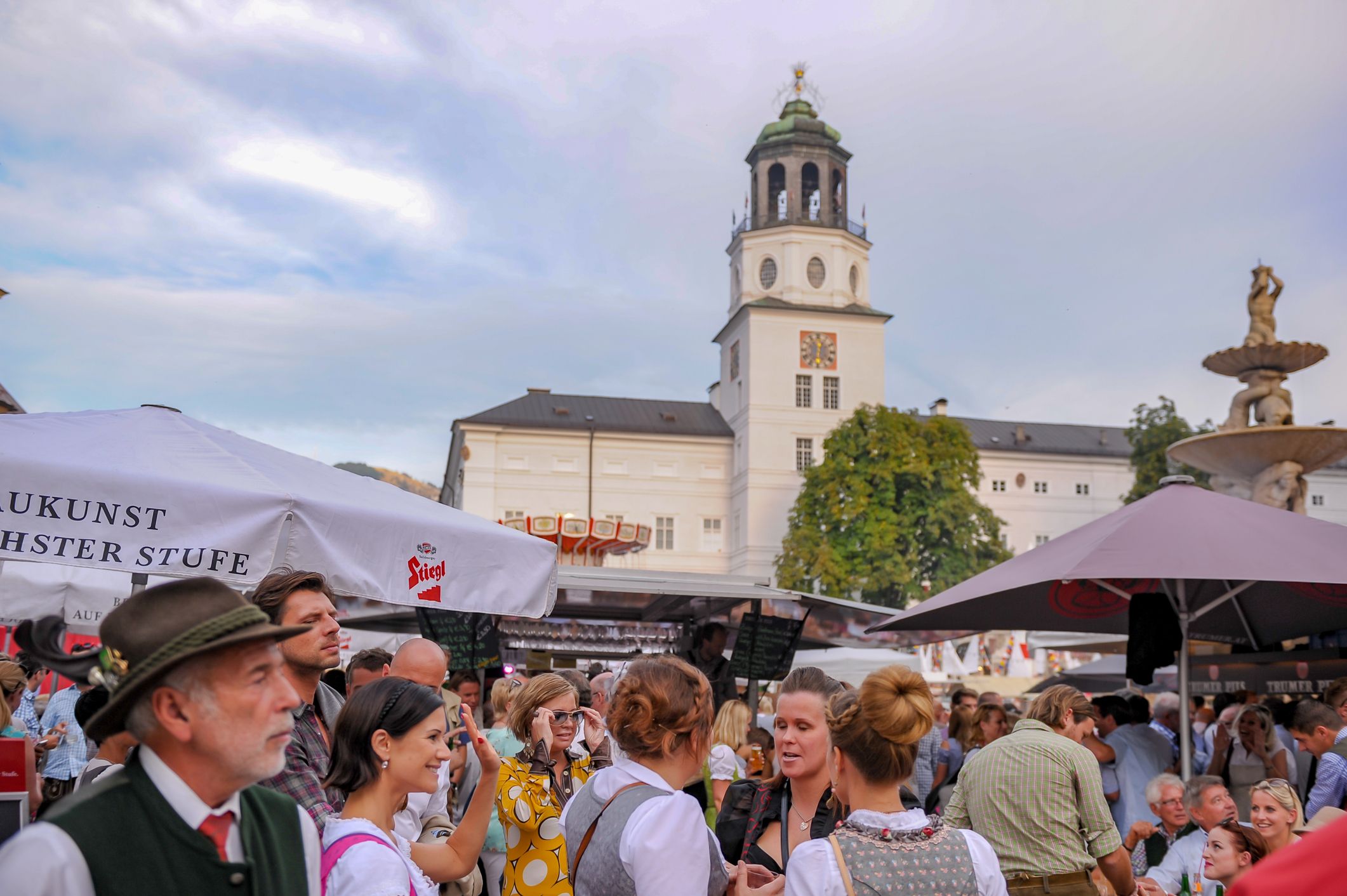 Heute.at - Bis zu 7,40 Euro! So teuer wird das Bier am Kirtag