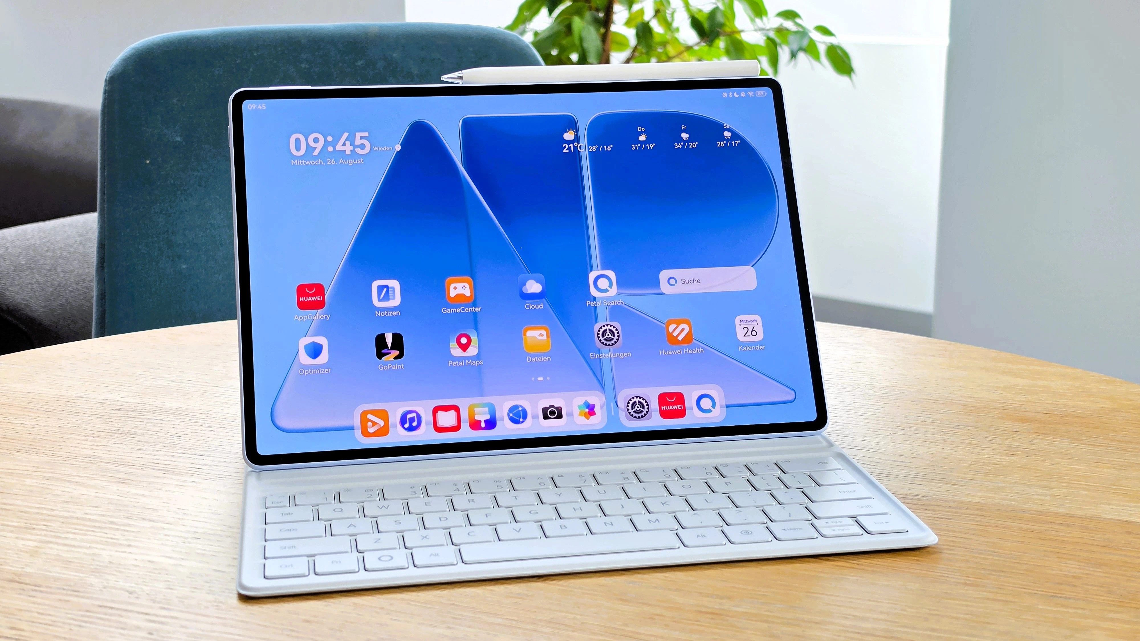 Der Kirin T93C sorgt für genug Tempo bei Alltag, Office, Multitasking und anderen Anwendungen, aber nicht für Videoschnitt &amp; Co.