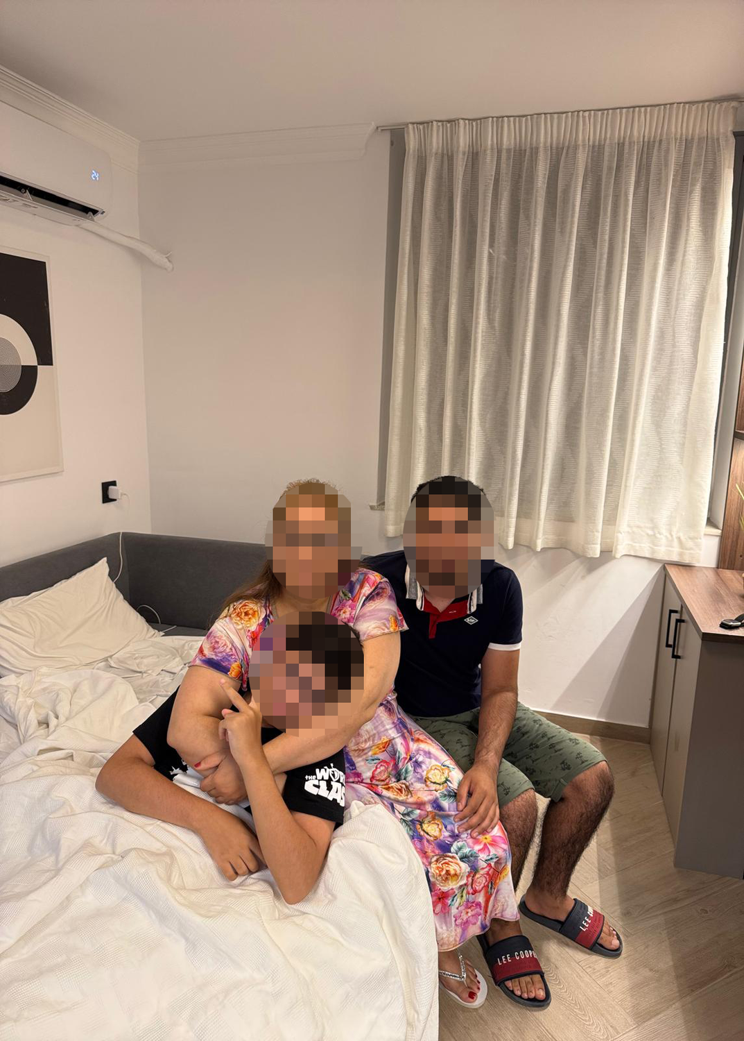 Ein Nachbarschaftsstreit hat für die dreiköpfige Familie weitreichende Folgen.