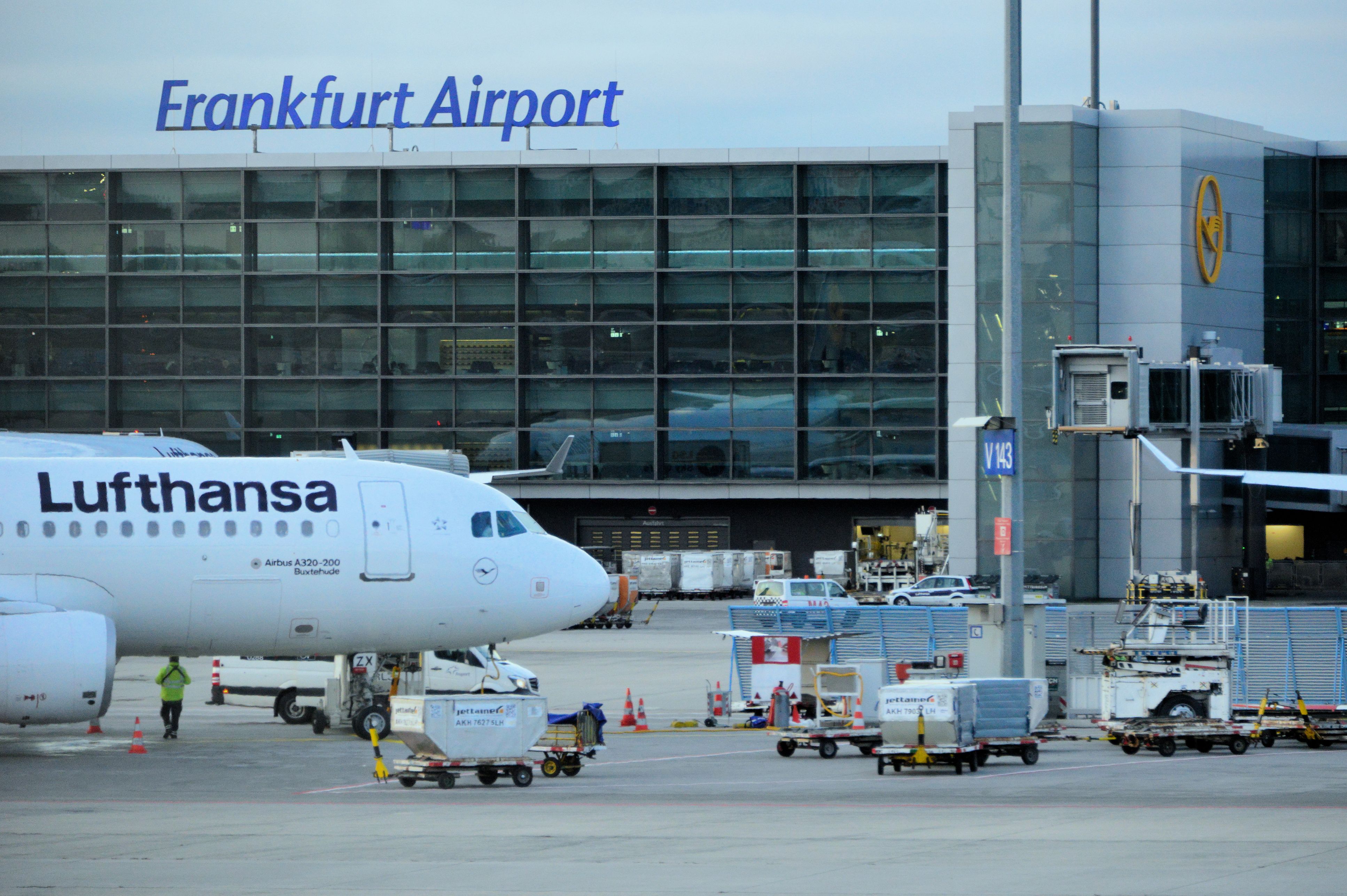 Am Frankfurter Flughafen haben sich 6 Mitarbeiter mit Malaria infiziert. (Symbolbild)