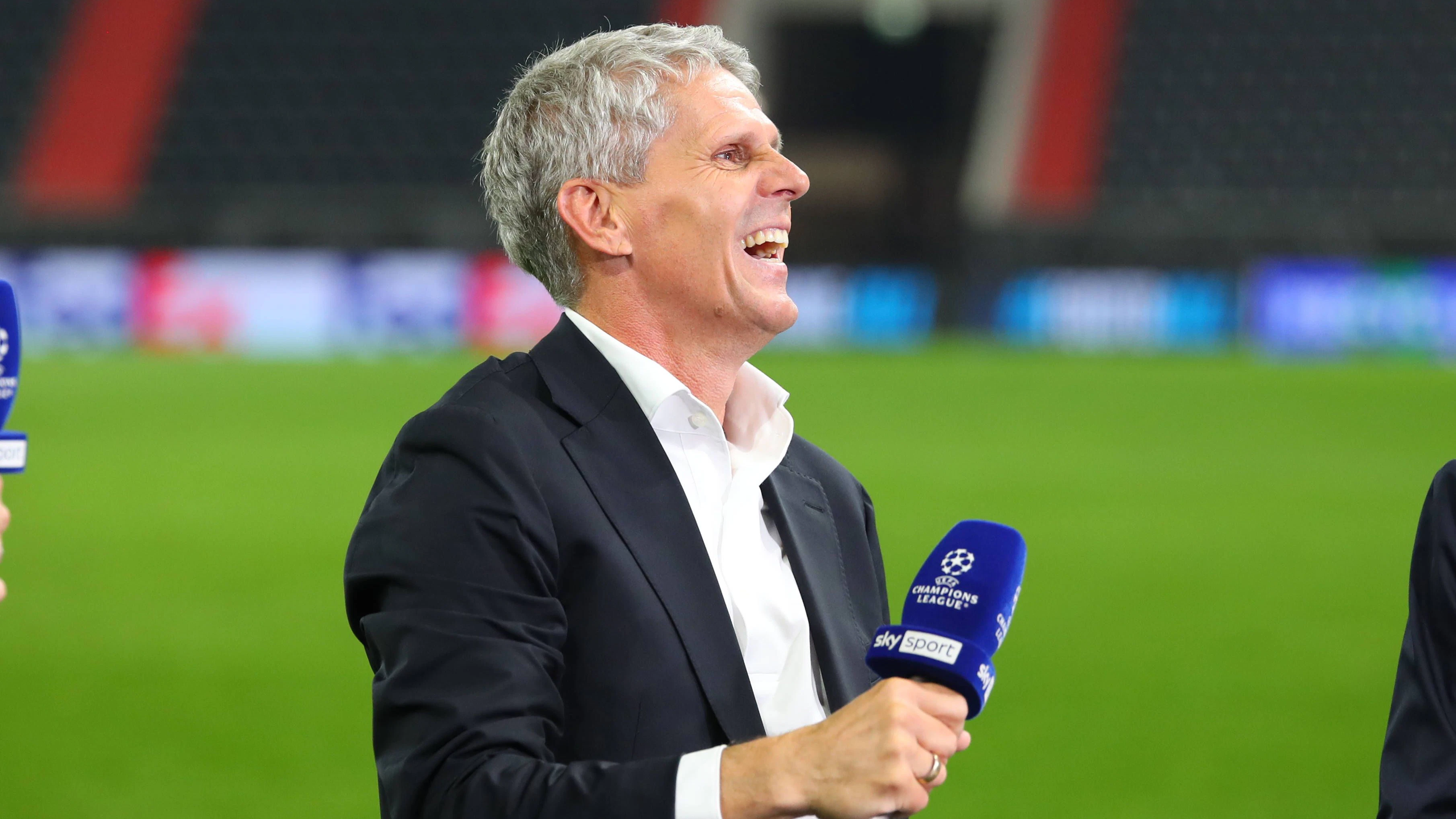 LINZ, AUSTRIA - AUGUST 25: head coach Dietmar Kuehbauer of LASK feeling happy after the 5:1 win in the UEFA Champions League Play-off 2nd leg match between LASK and Celtic Glasgow at Oberoesterreich Arena on August 25, 2026 in Linz, Austria. Photo by Severin Aichbauer/Sports Press Photo/SPP PUBLICATIONxNOTxINxBRAxMEX Copyright: xSeverinxAichbauer/SPPx Sportspressphoto_SPR215965
