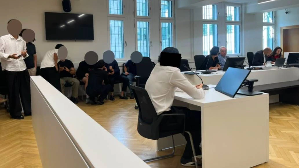 Heute.at - 1,9 Millionen verzockt – Ex-Kicker muss ins Gefängnis