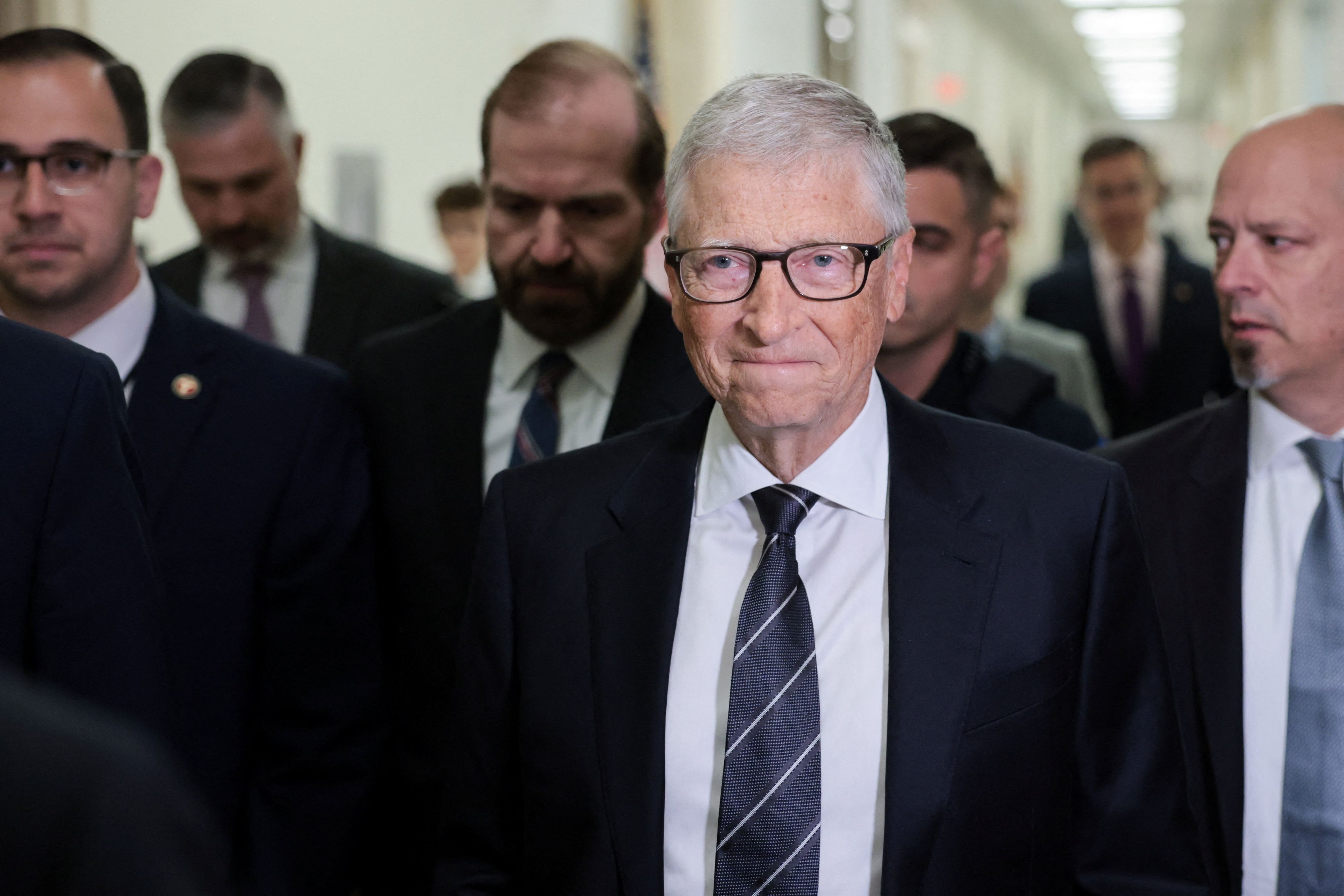 Heute.at - Gates schlägt Alarm: KI wird Millionen Jobs vernichten