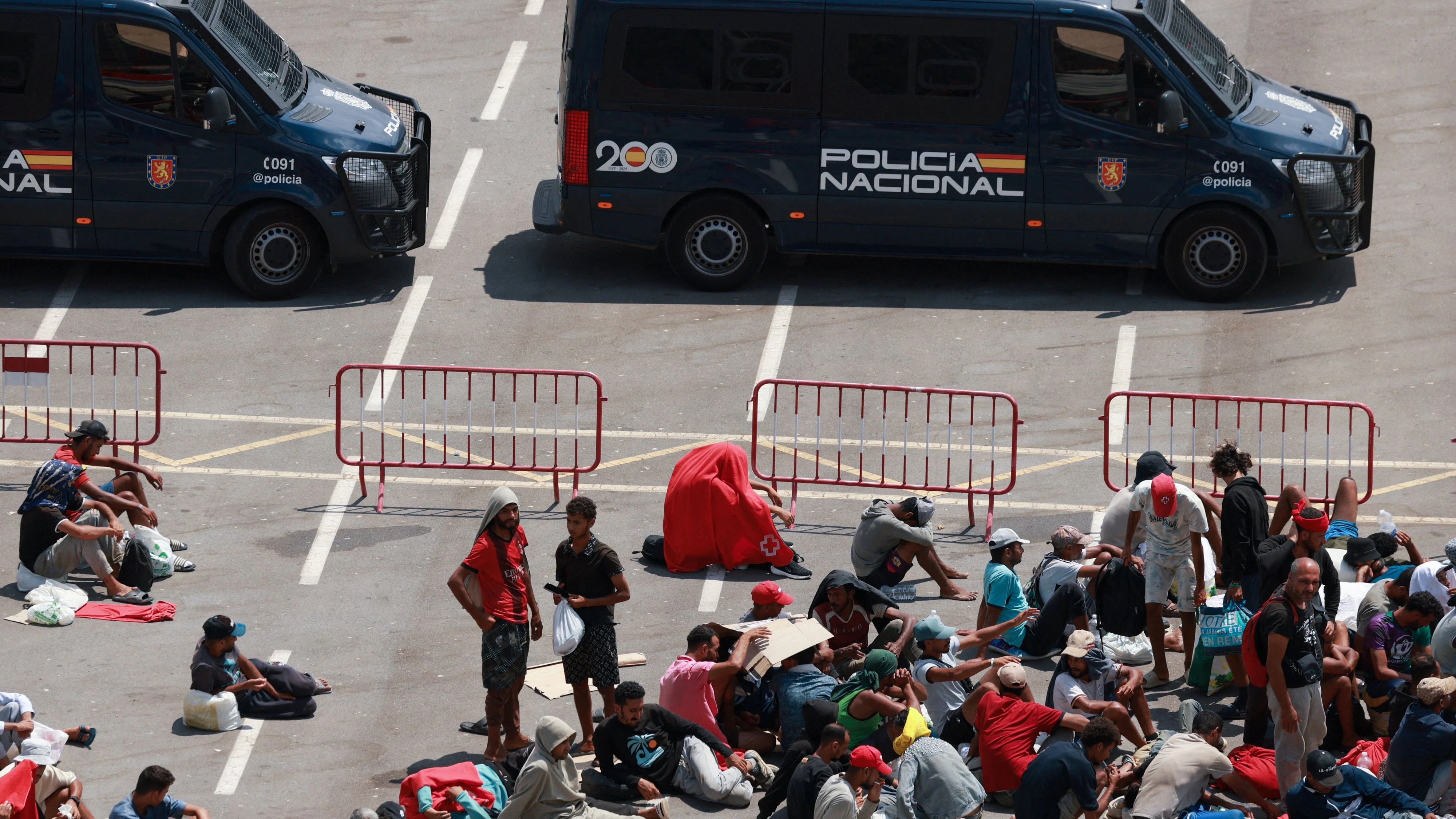 Heute.at - Abschiebe-Protest in Ceuta eskaliert komplett