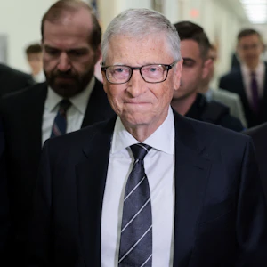 Bill Gates schlägt Alarm: "KI wird Millionen Jobs vernichten"