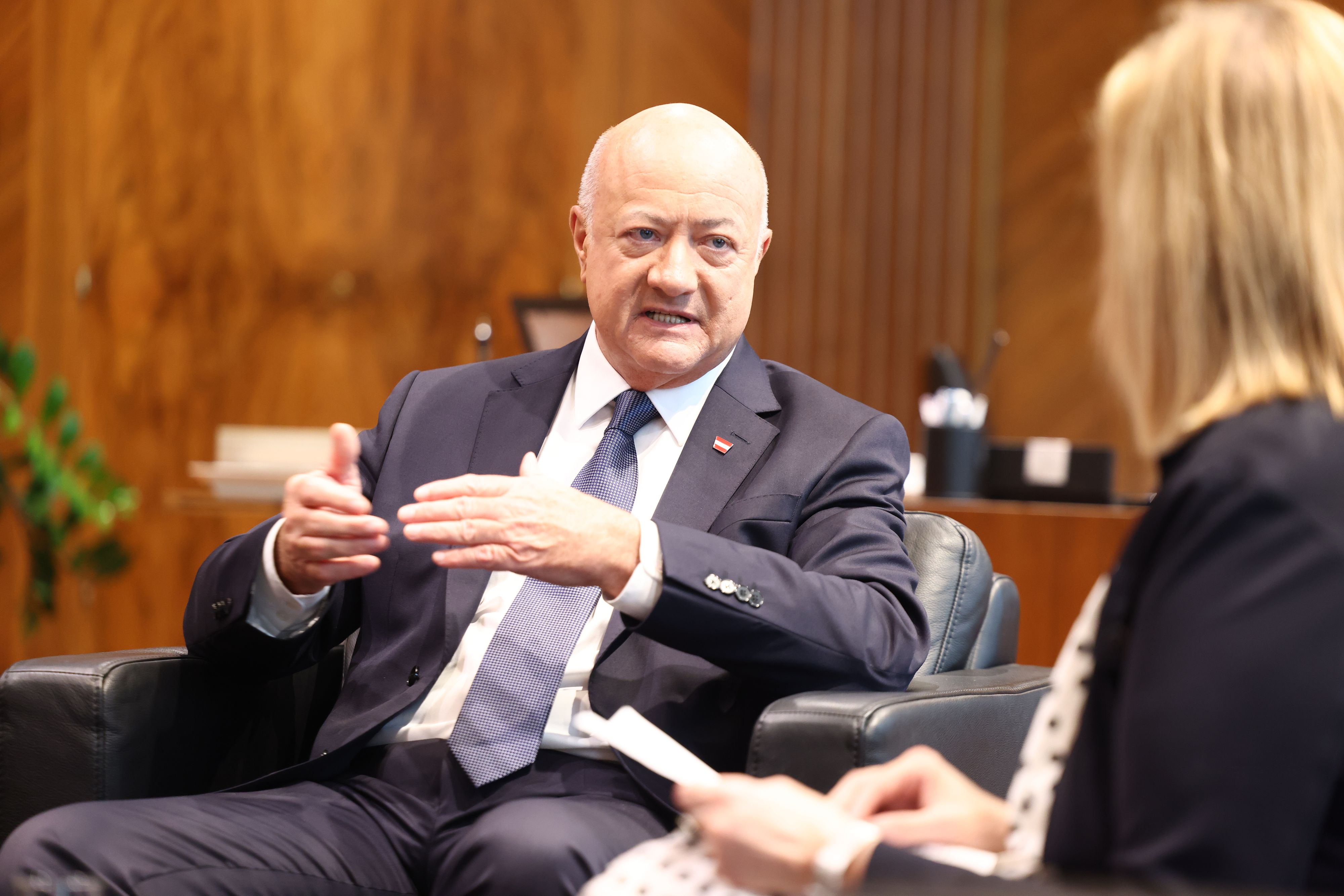 Bundeskanzler Christian Stocker (ÖVP) im <em>