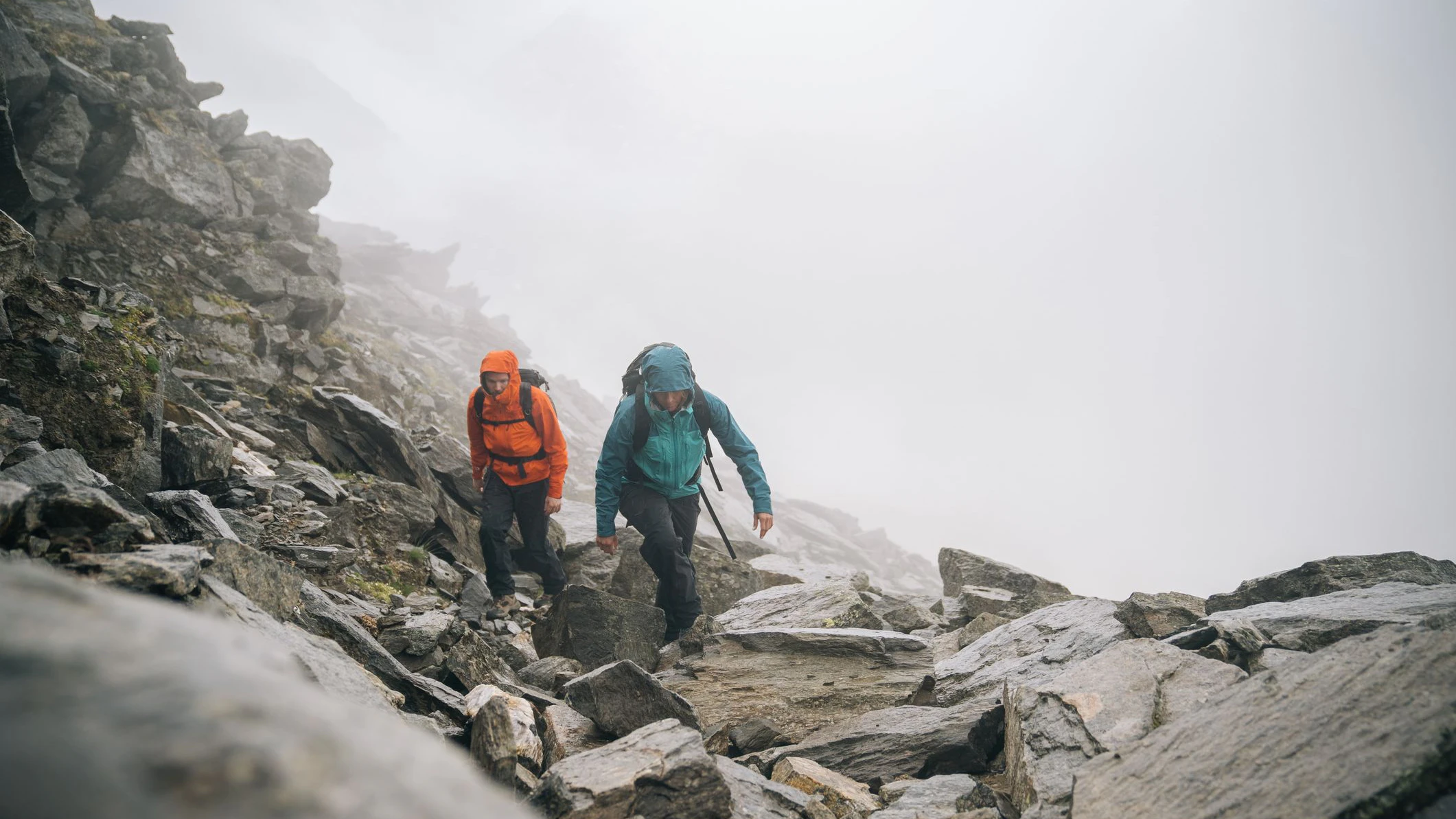 Das Paar wurde während des Wanderns von einem Bergführer attackiert (Symbolbild).