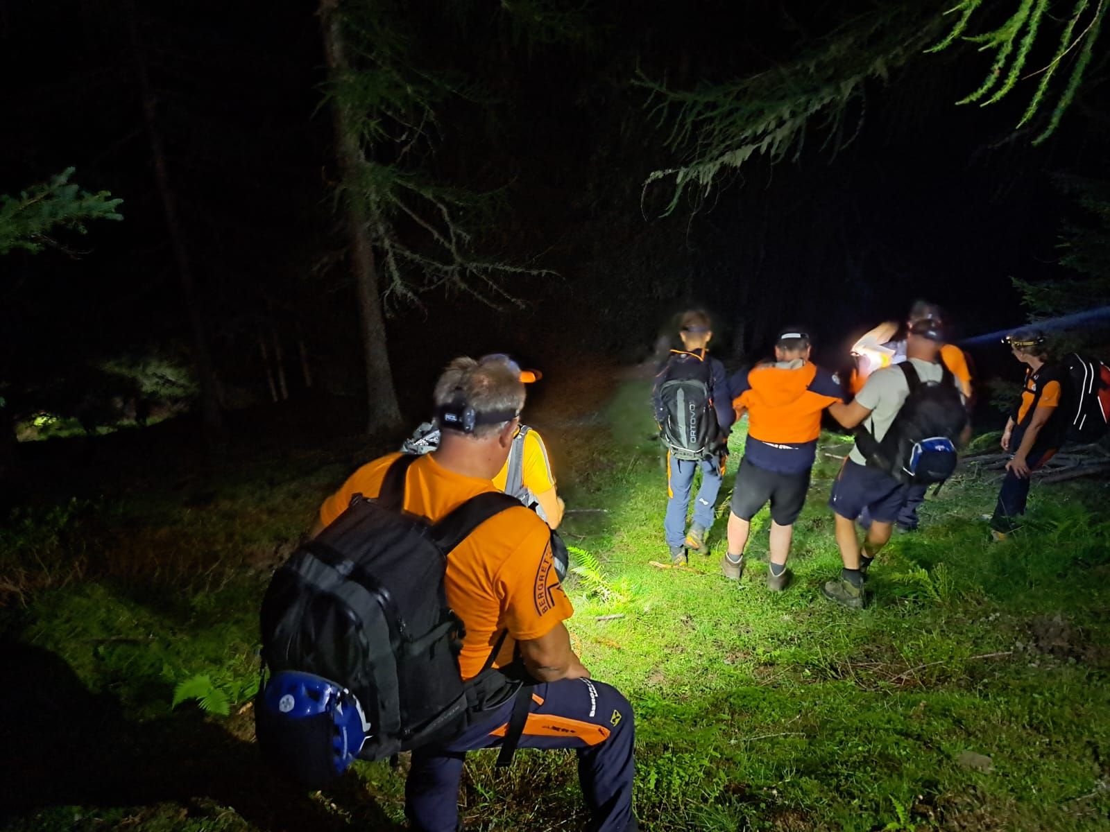 Die Ehrenamtlichen der Bergrettung Hüttschlag mussten den Wanderer ins Tal begleiten. 