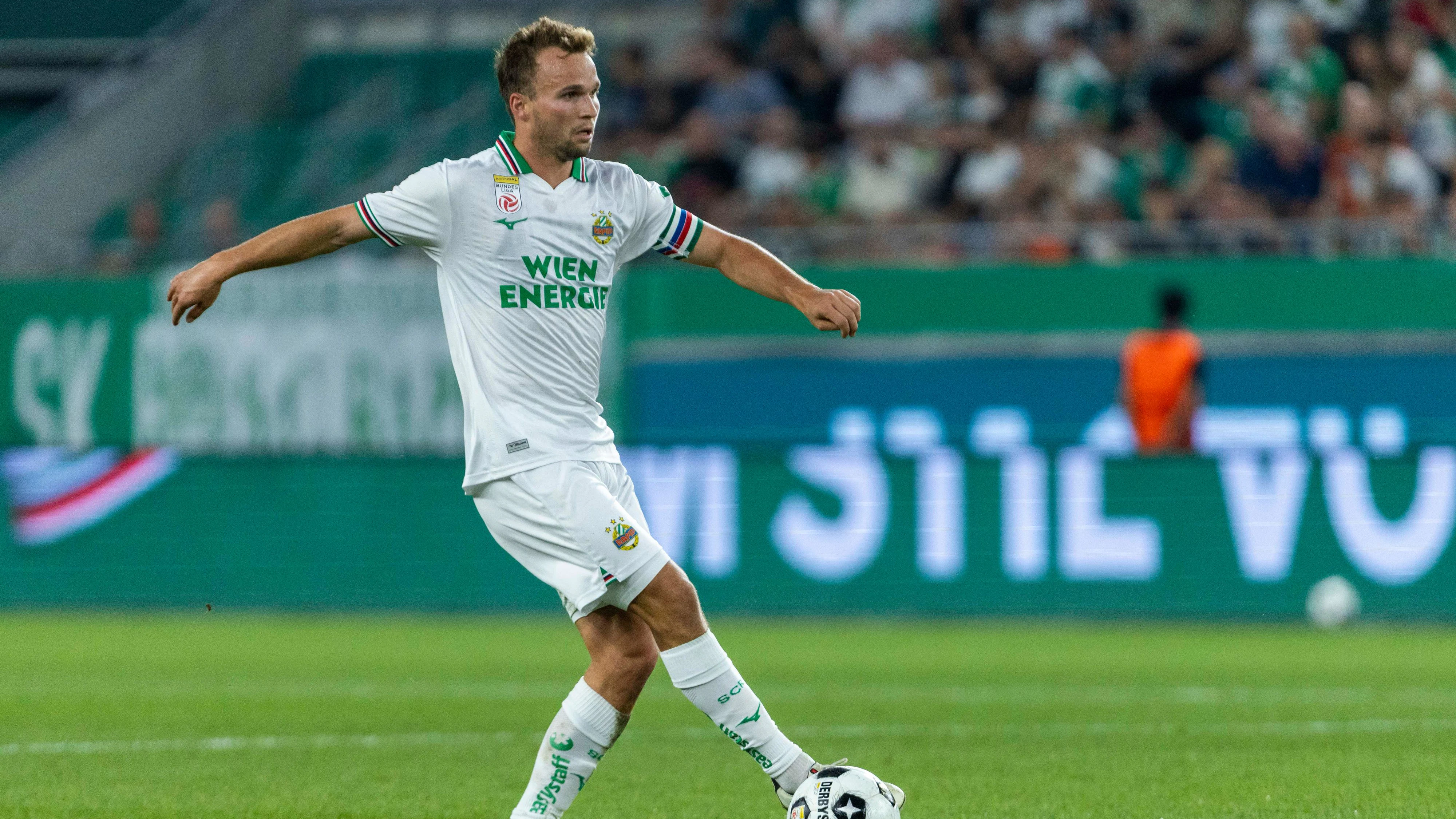 Heute.at - Schriftliche Angebote: Verliert Rapid Kapitän Seidl?
