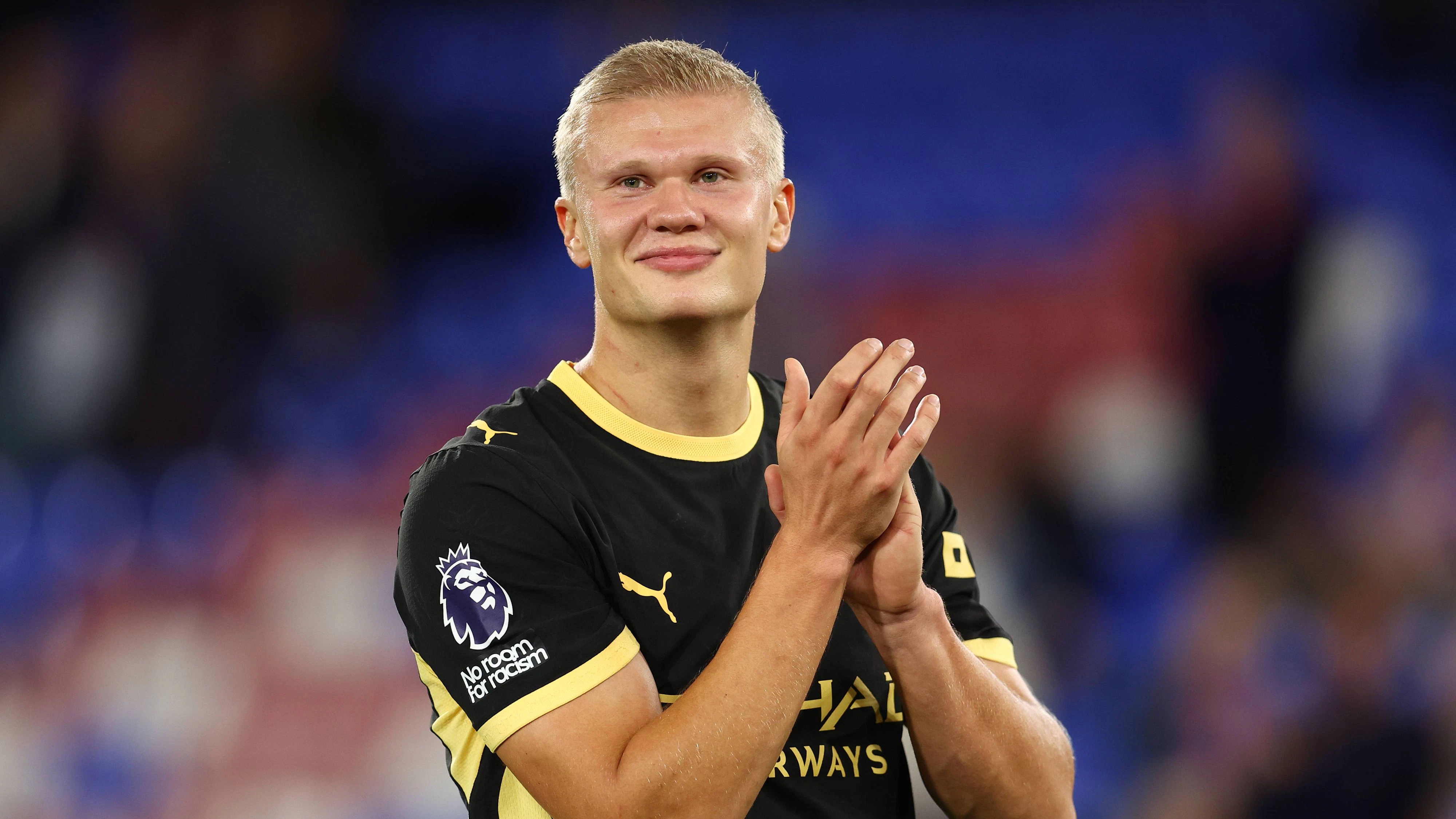 London, England, 28th August 2026. Erling Haaland of Manchester City applauds the fans after the Crystal Palace vs Manchester City Premier League match at Selhurst Park, London. Picture credit should read: Paul Terry / Sportimage EDITORIAL USE ONLY. No use with unauthorised audio, video, data, fixture lists, club/league logos or live services. Online in-match use limited to 120 images, no video emulation. No use in betting, games or single club/league/player publications. SPI_187_PT_Palace_Man_City SPI-4936-0187