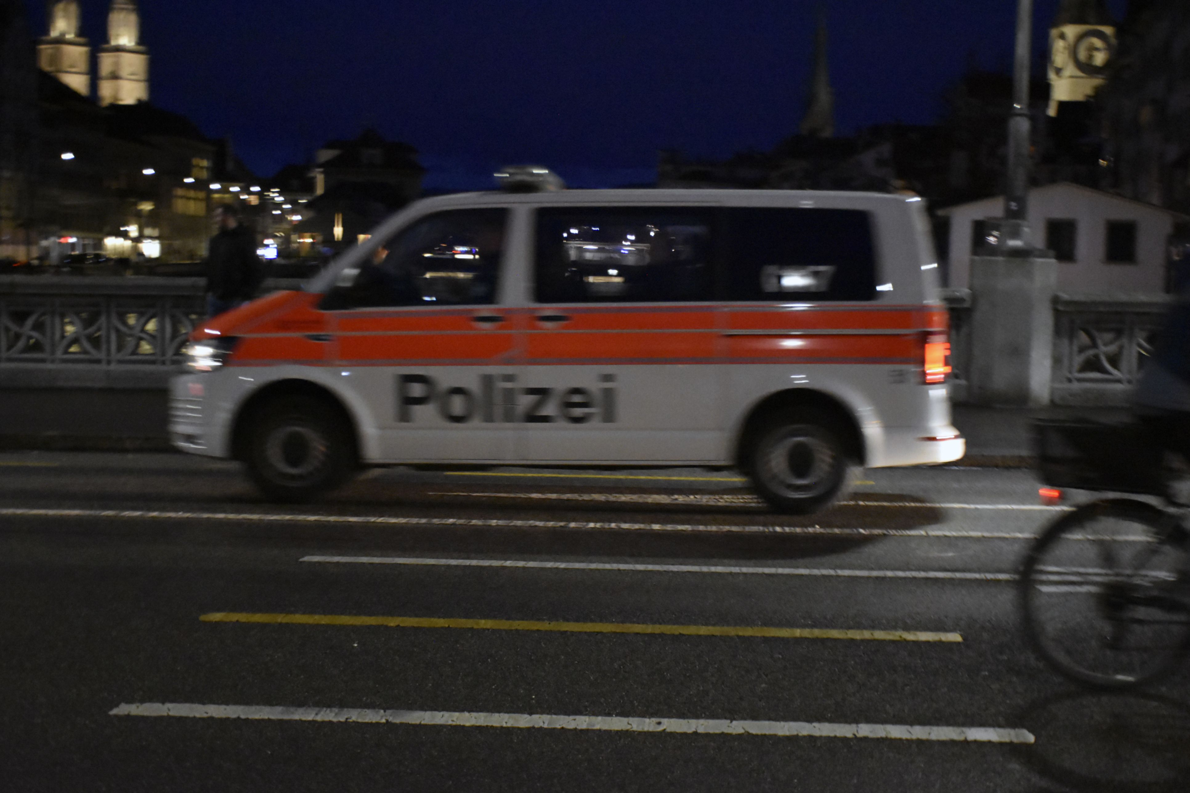 Die Schweizer Polizei erhöht die Präsenz.