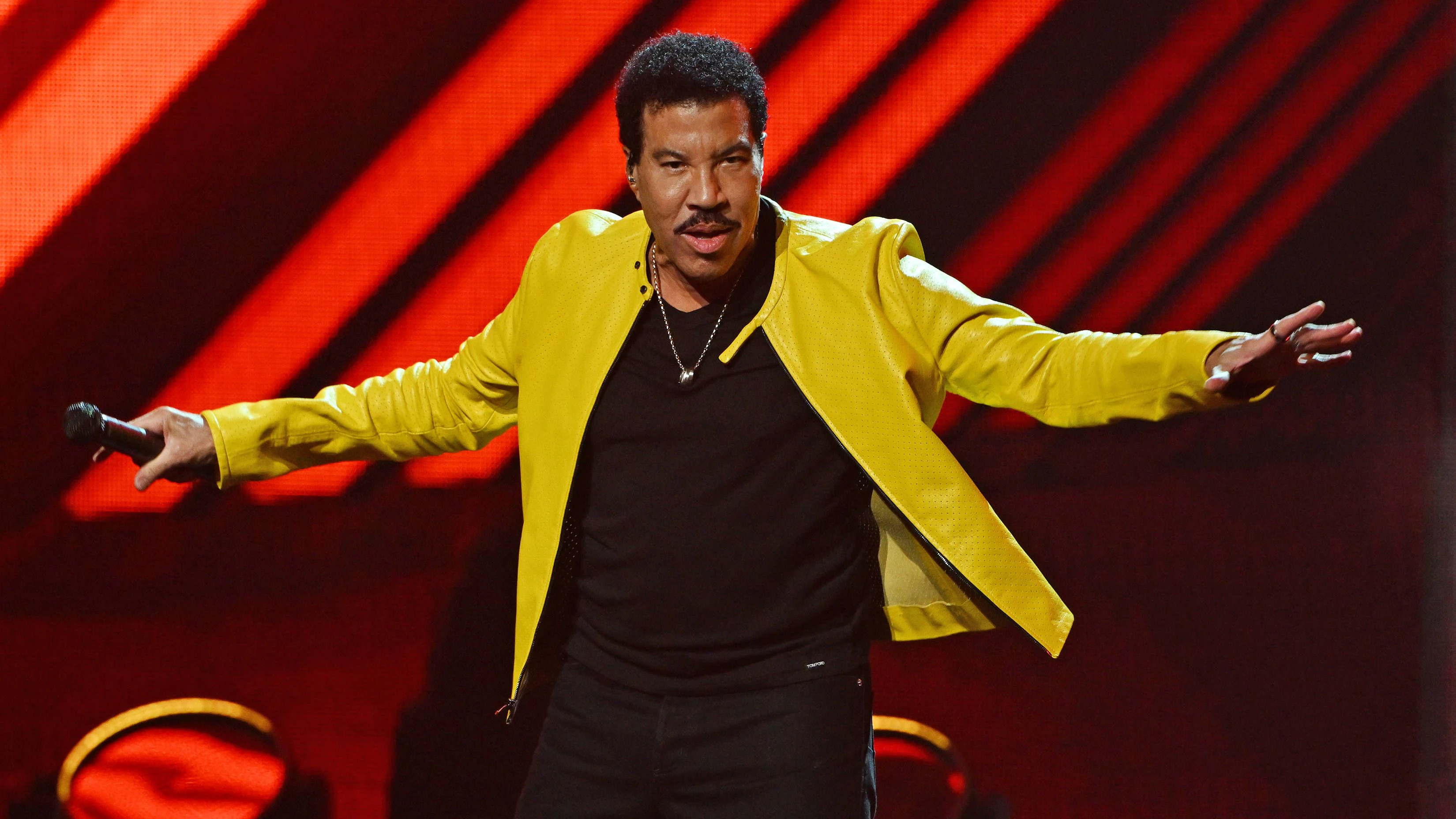 Heute.at - Sorge um Lionel Richie – Sänger auf Intensivstation