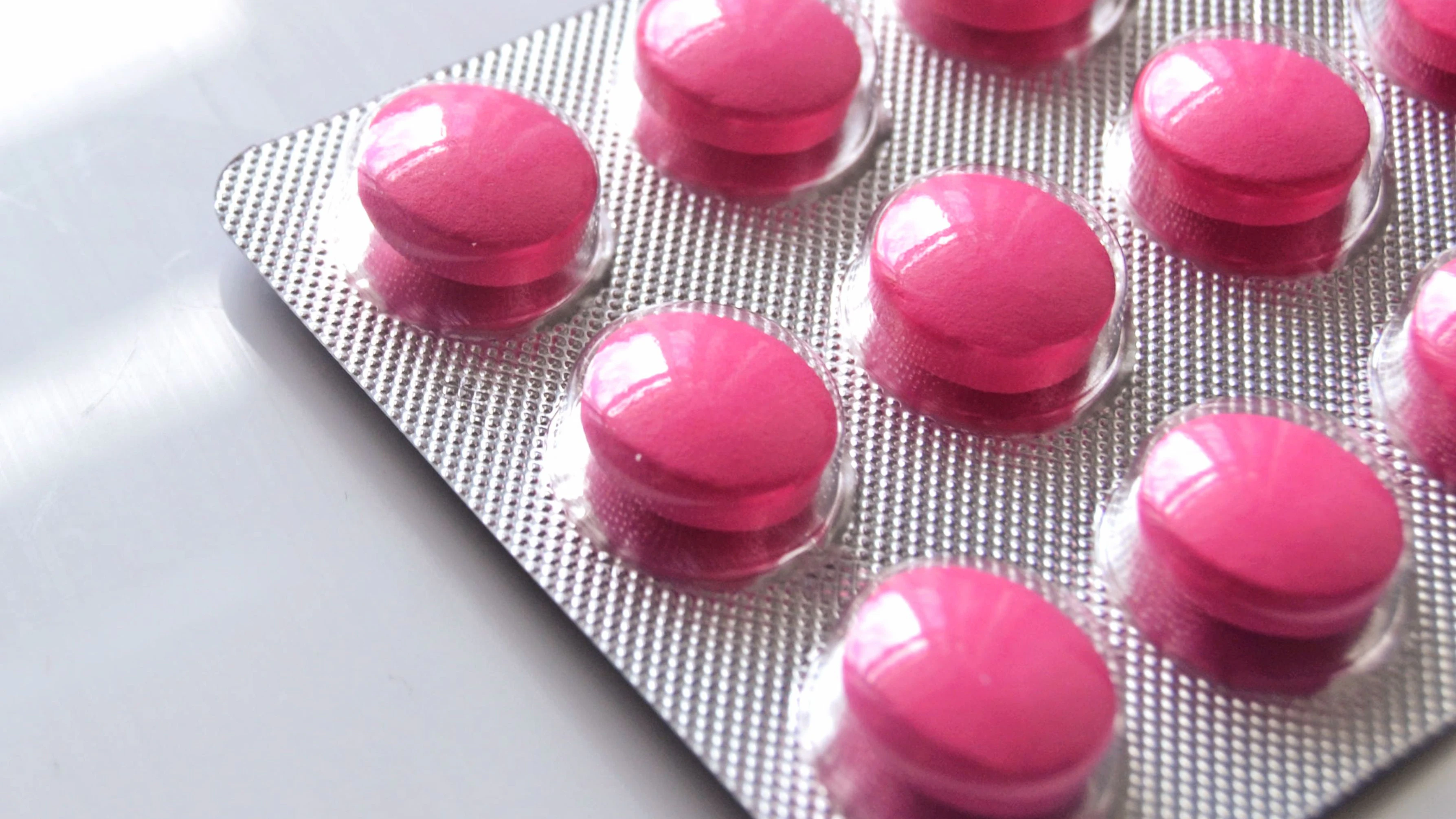 Ist Ibuprofen 800 wirklich doppelt so stark wie 400?