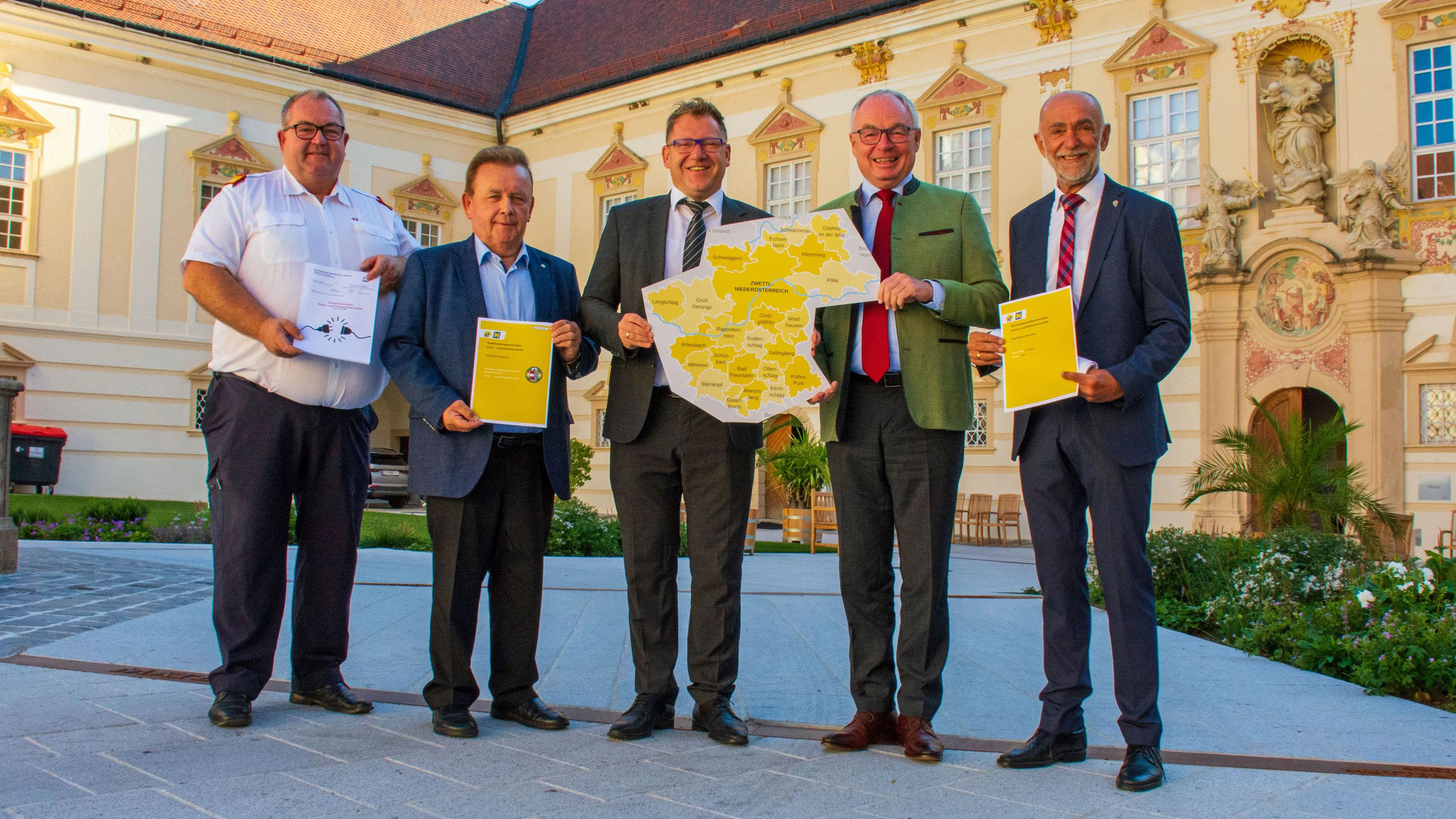 Heute.at - Blackout-Alarm – Erster Bezirk Österreichs gerüstet