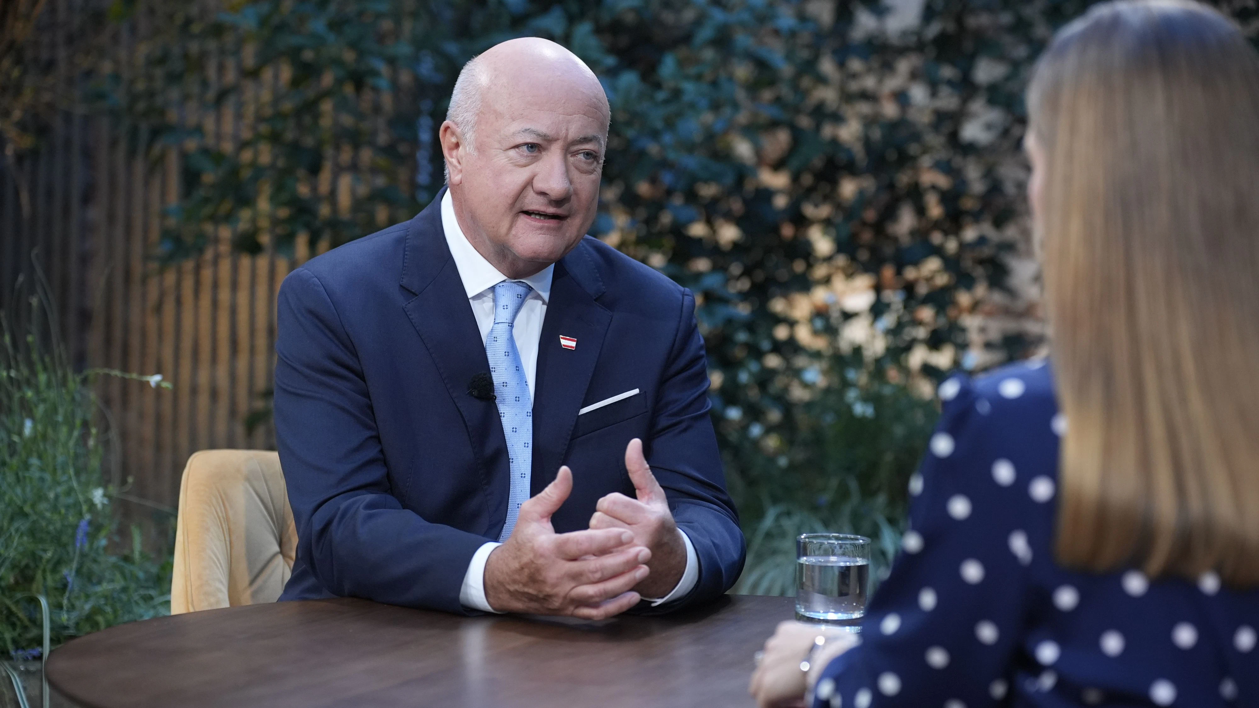 Heute.at - Kanzler packt im ORF neuen Geld-Plan für Familien aus