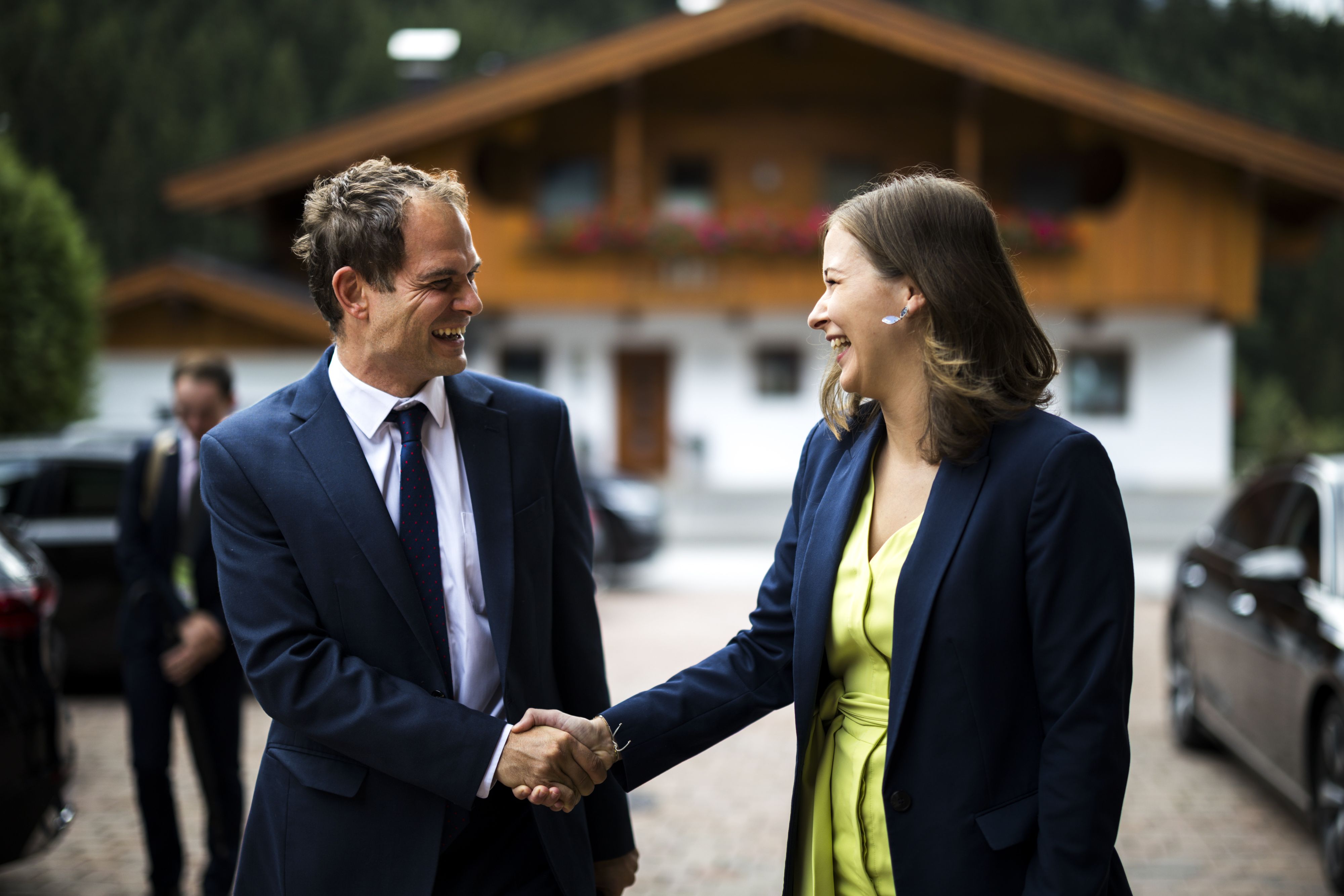 Heute.at - Weniger Regeln – Ministerin Bauer will EU abspecken