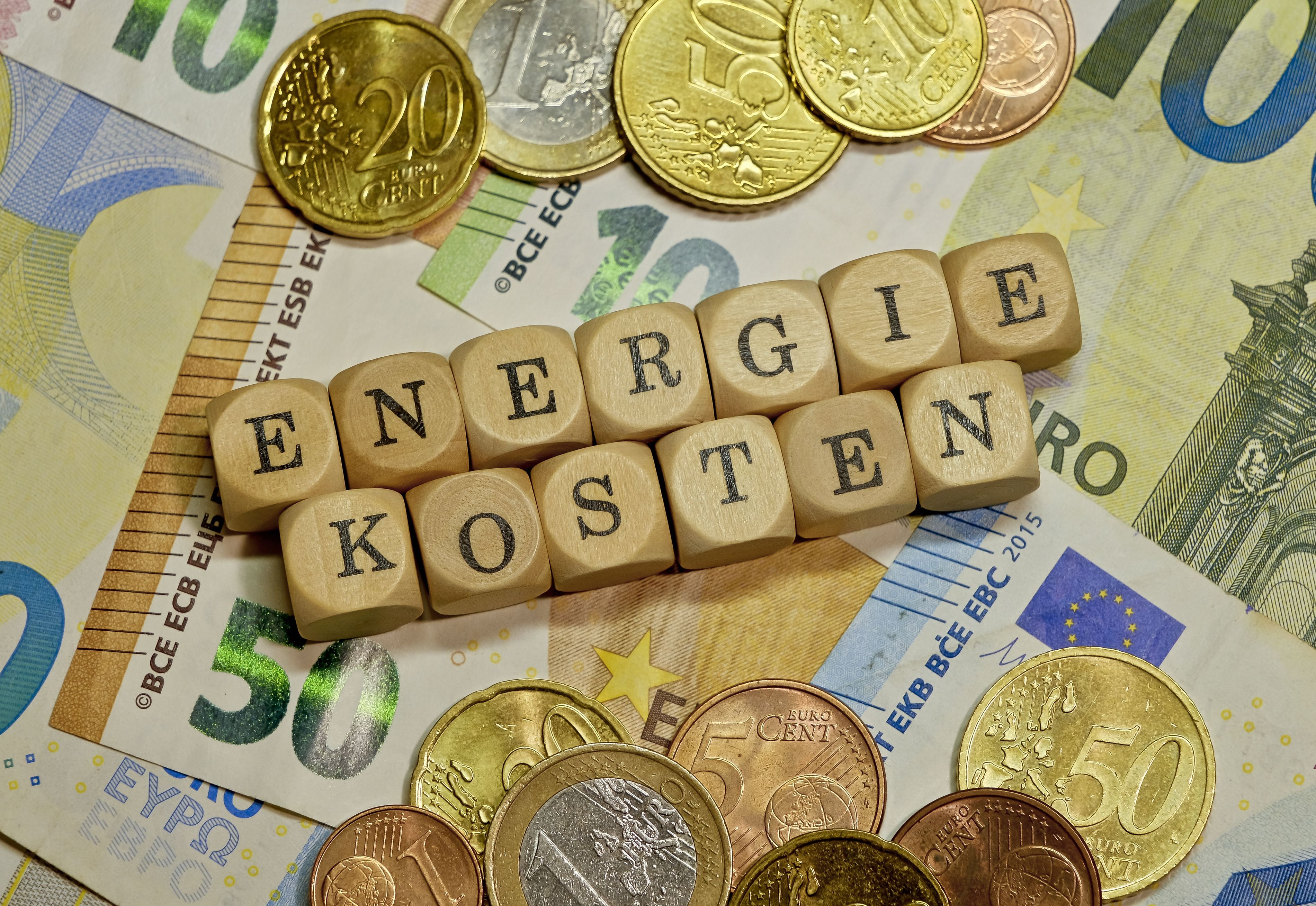 Heute.at - Energiepreise knallen hoch: Hier zahlen wir jetzt drauf