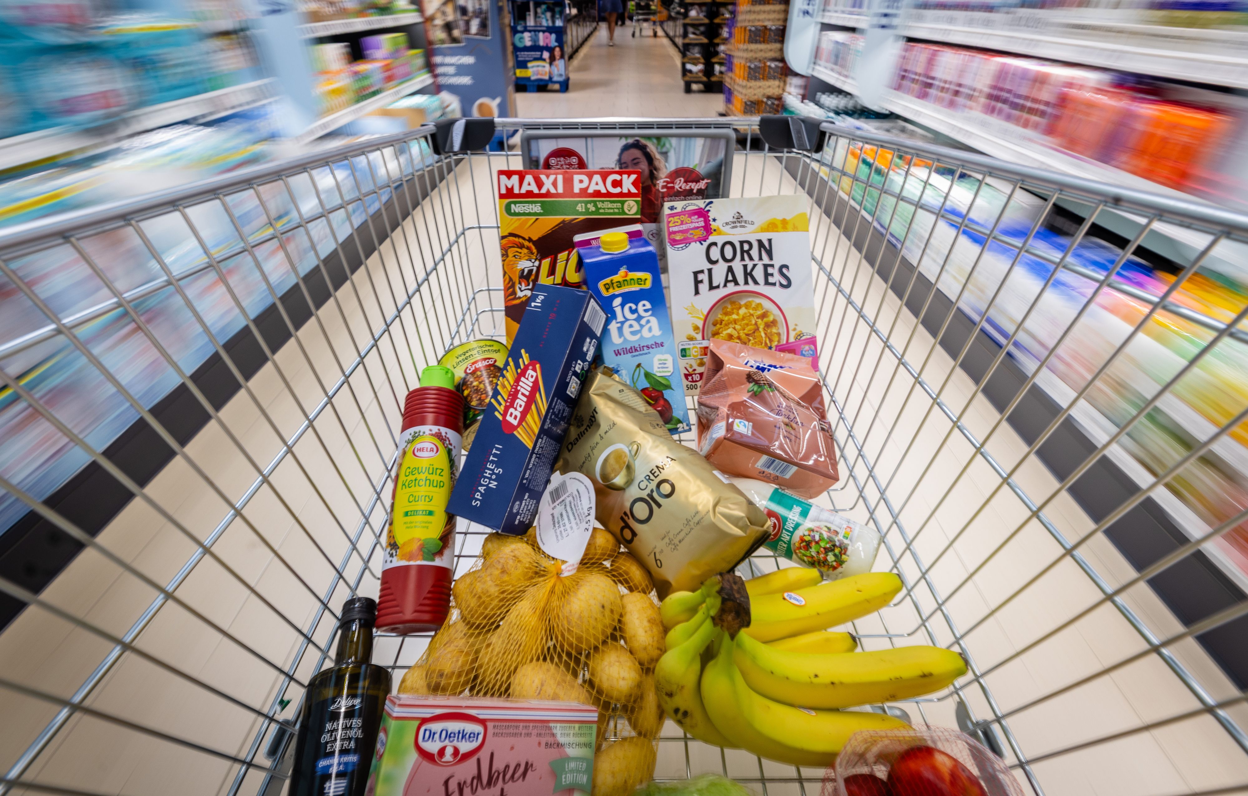 Nicht alles, was im Supermarkt liegt, hat gerade Saison. (Symbolbild)