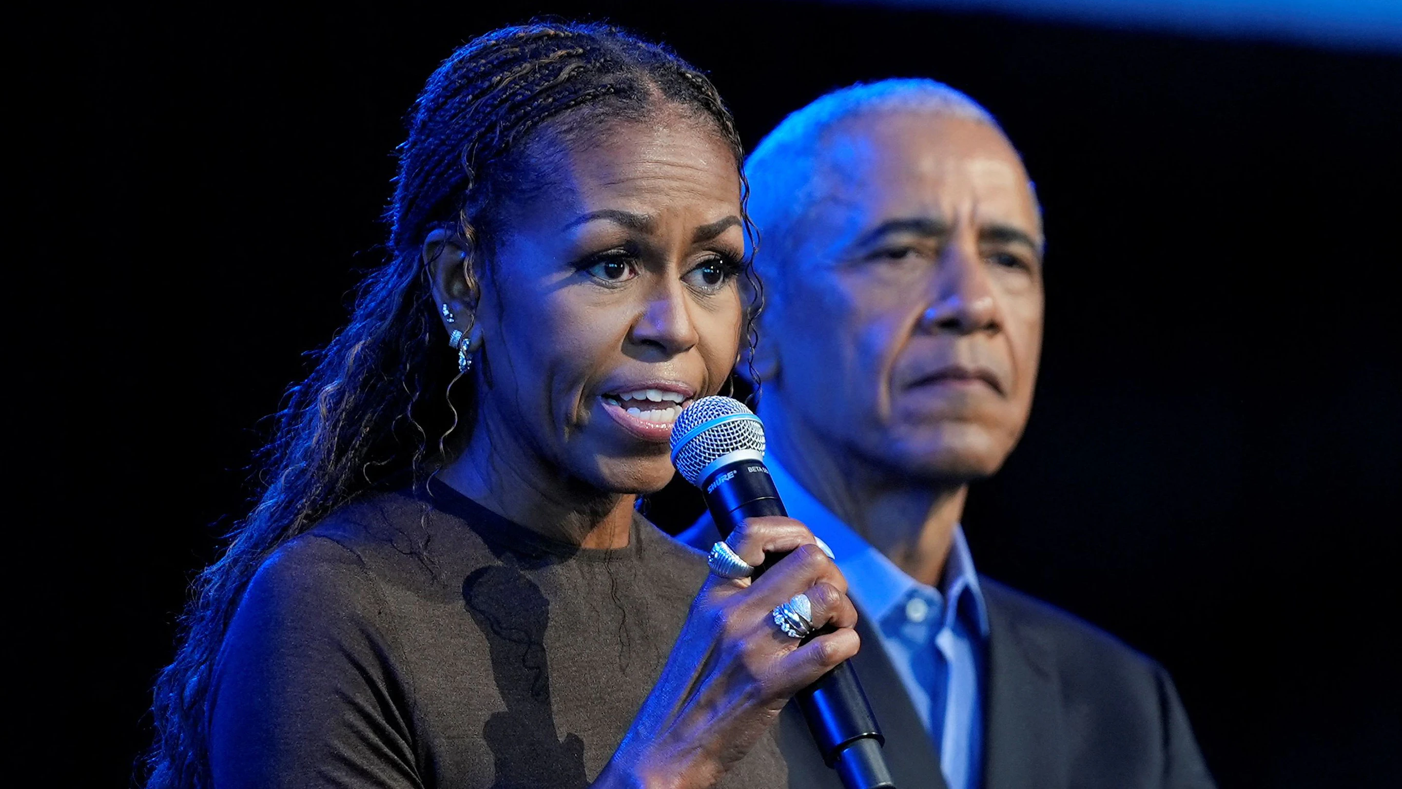 Michelle Obama spricht über ihr neues Leben ohne ihre Töchter im Haus.