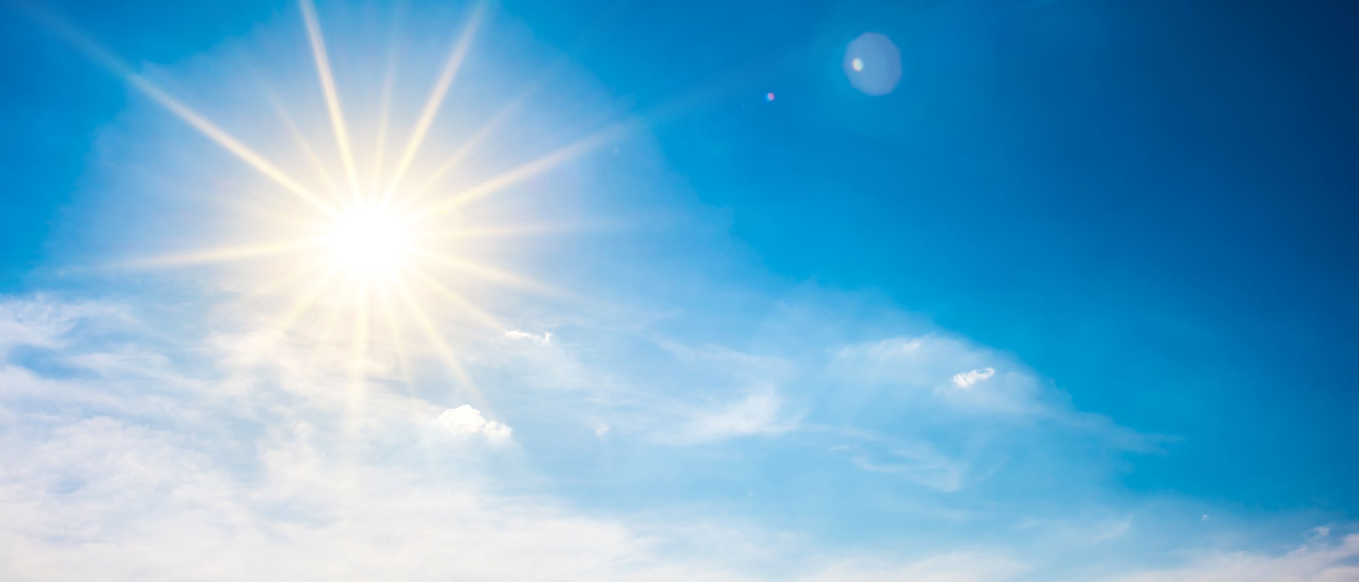 Als wichtigster Grund für den Anstieg gilt die abnehmende Bewölkung über Europa.