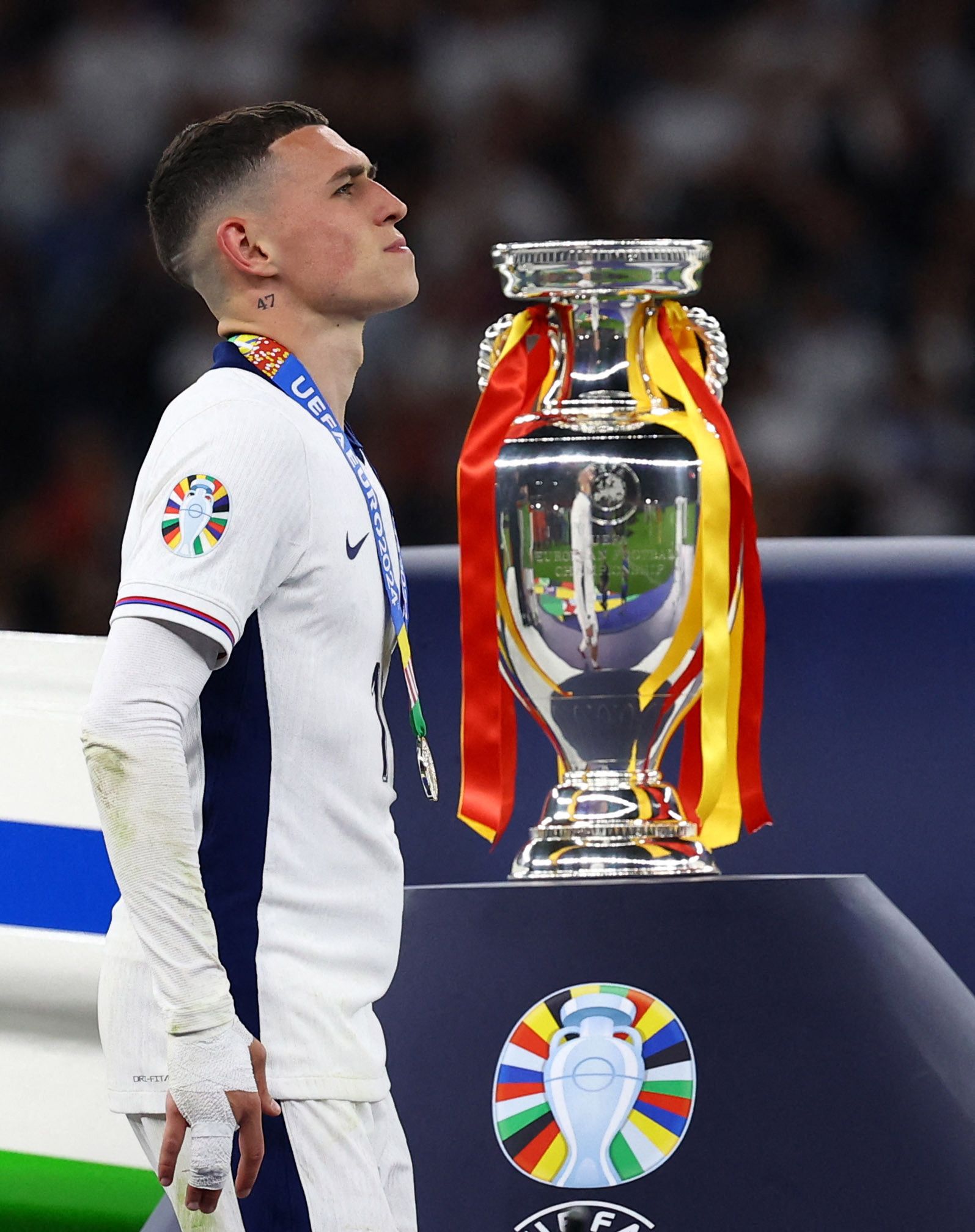 Der Engländer Phil Foden nach dem Euro-Finale 2024 von Spanien gegen England.