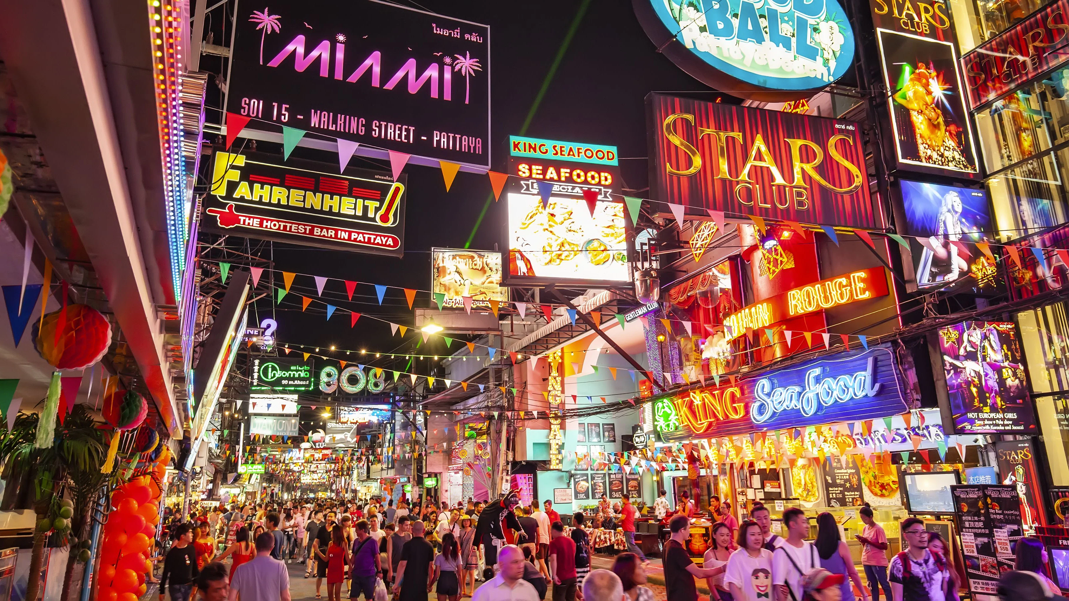 Hochbetrieb auf der Walking Street in Pattaya (Archivbild, 2021)