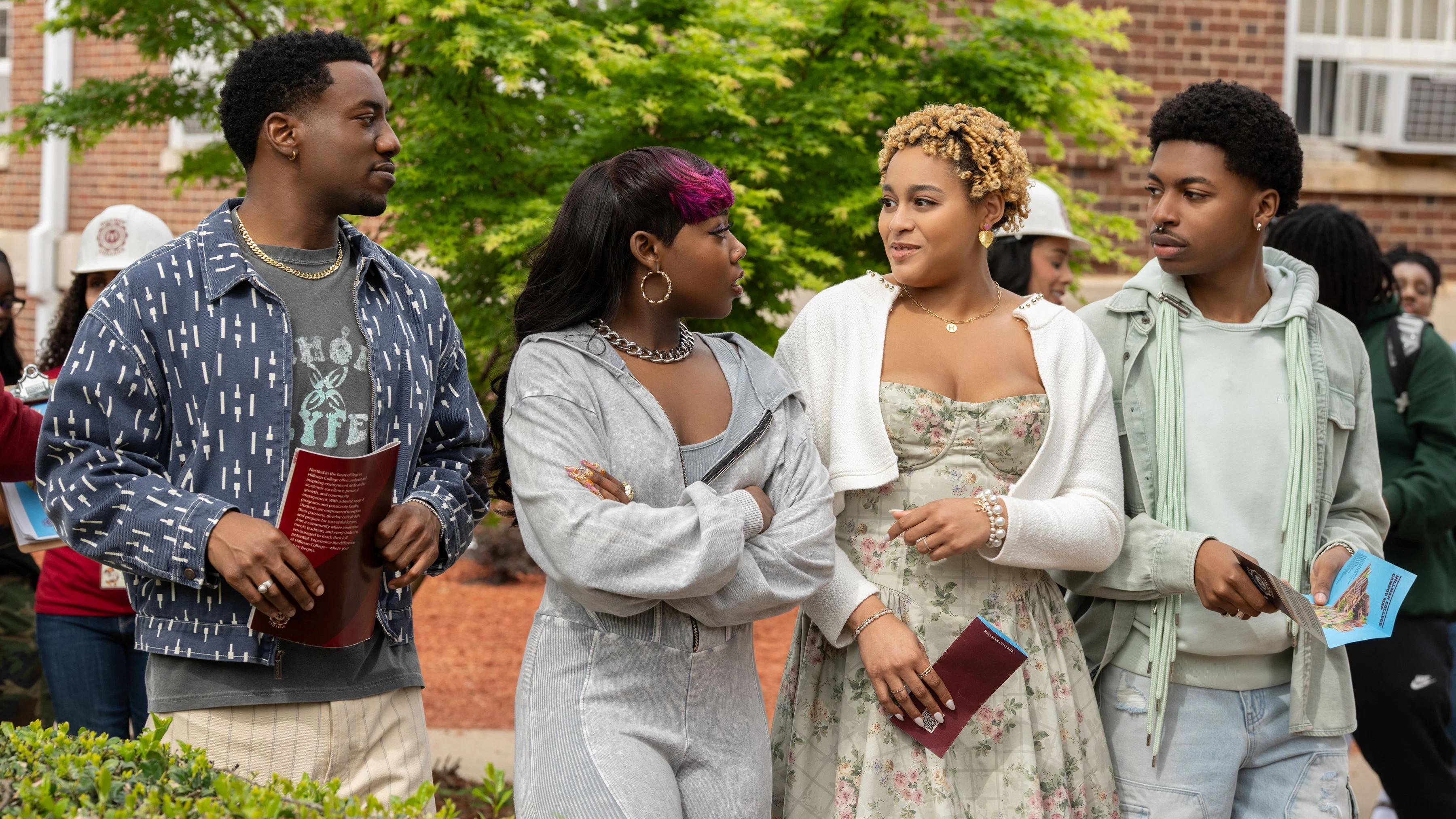 Chibuikem Uche als Kojo, Alijah Kai als Rashida, Kennedi Reece als Hazel und Jordan Aaron Hall als Amir.