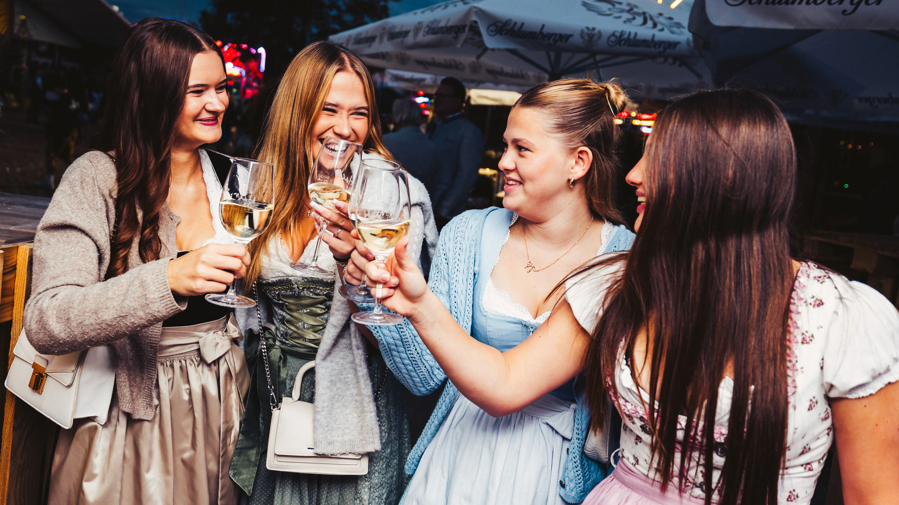 Party-Stimmung auf der Brunner Wiesn