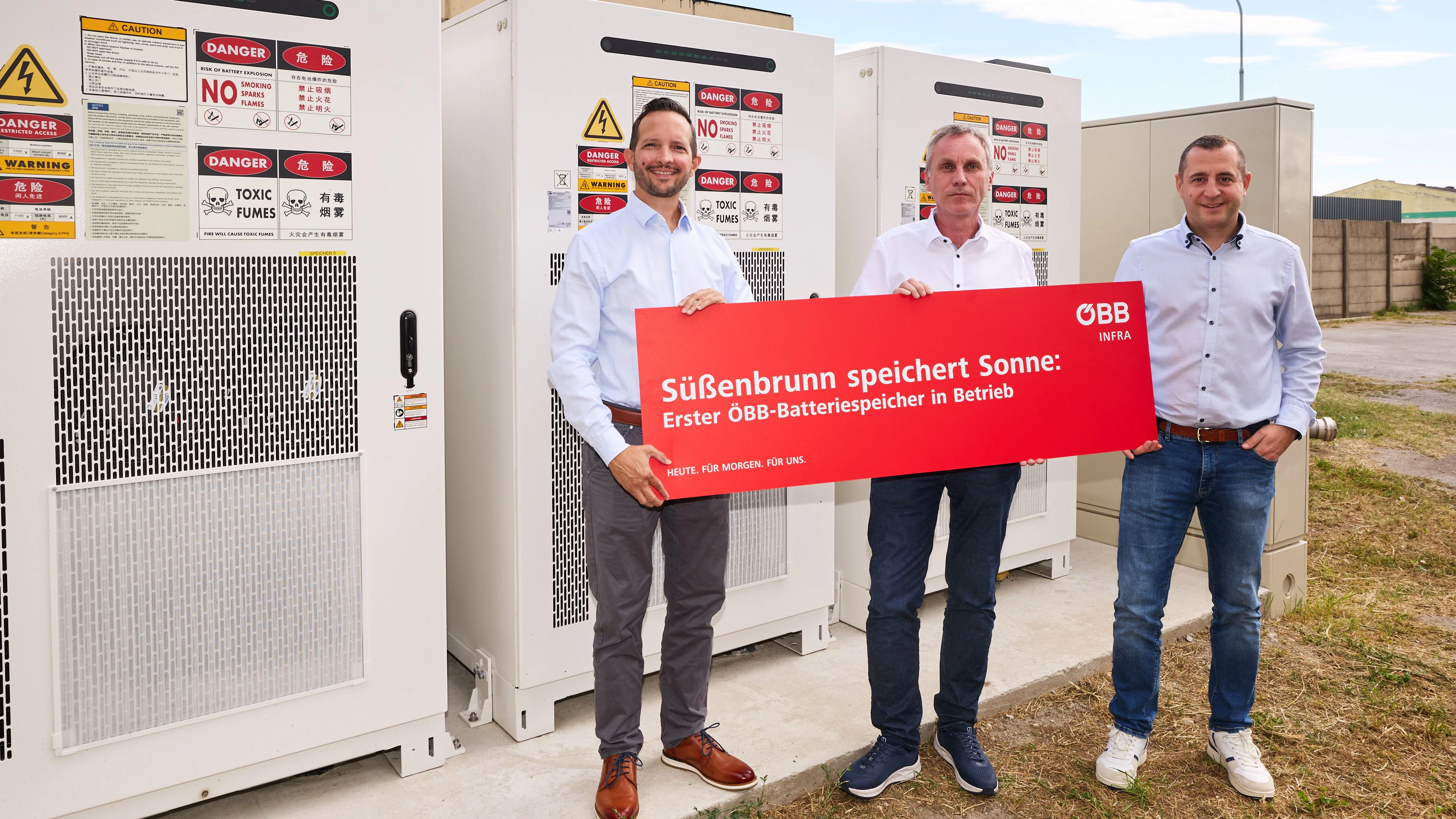 Alexander Hösch, Projektleiter, Markus Lebner, Leiter Energieservices, und Karl Streimelweger, Geschäftsbereichsleiter Energie ÖBB-Infrastruktur AG