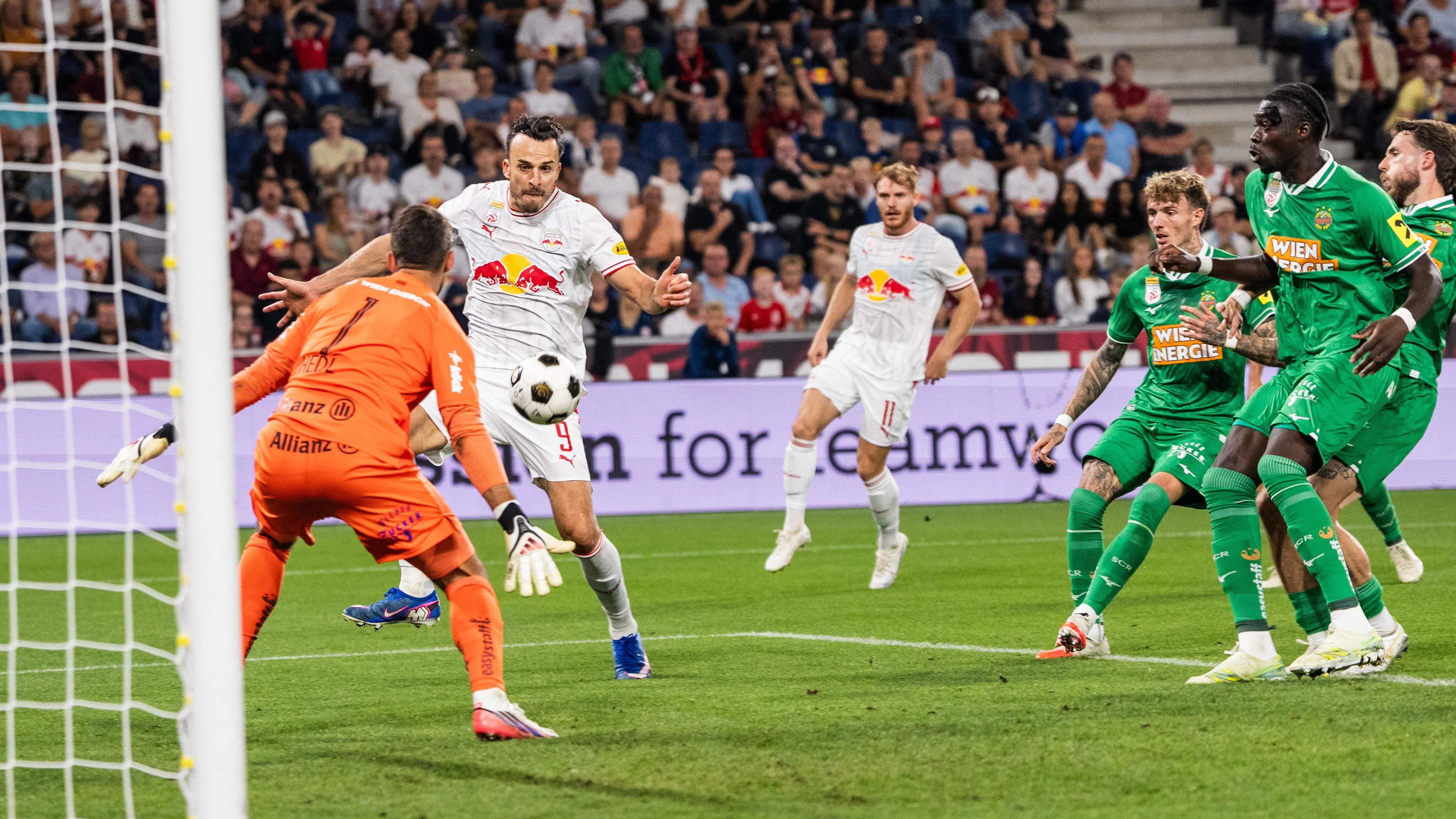 Ex-Veilchen Tabakovic schießt Rapid mit einem Doppelpack ab