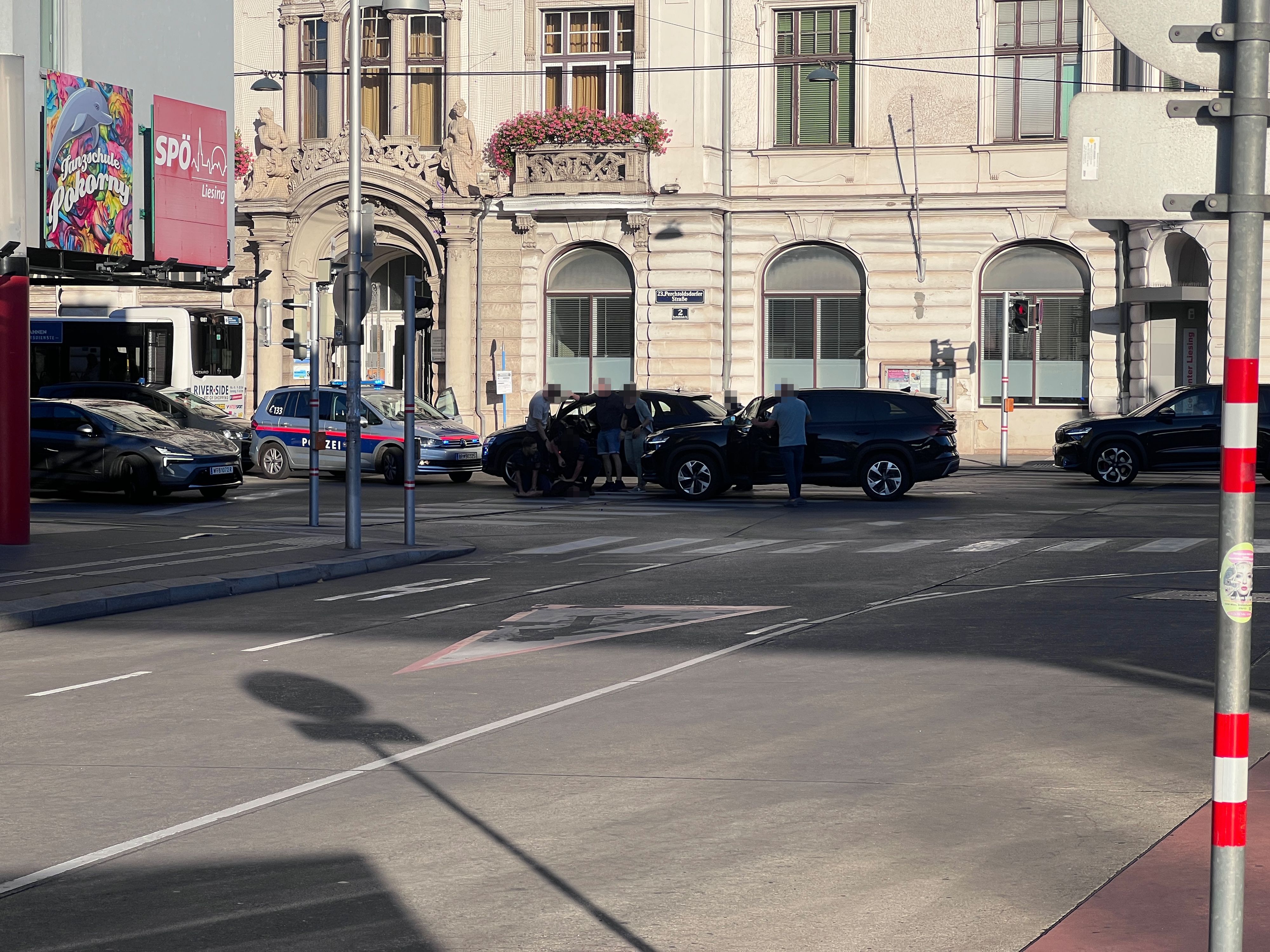 Heute.at - Verfolgungsjagd! Crystal-Meth-Rowdy stieht Auto in Wien
