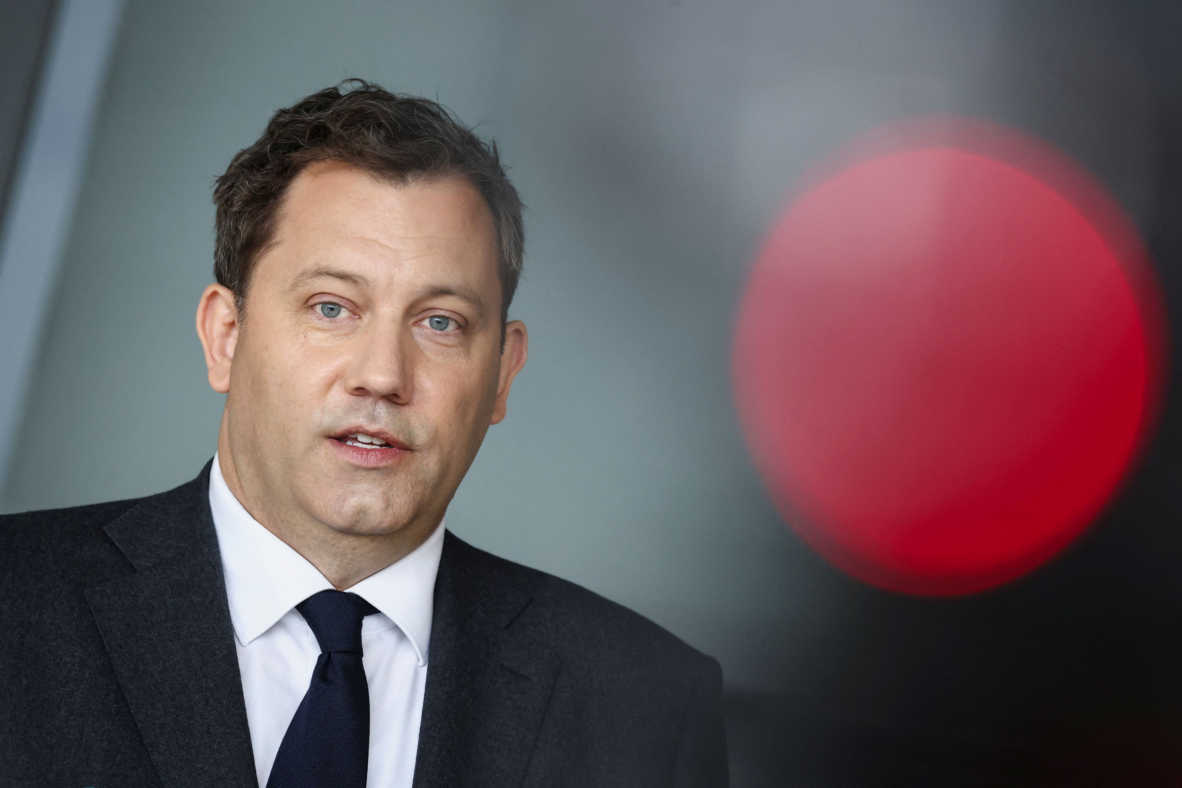 Deutschlands Finanzminister <strong>Lars Klingbeil</strong> hängt nach dem G20-Gipfel in den USA fest.