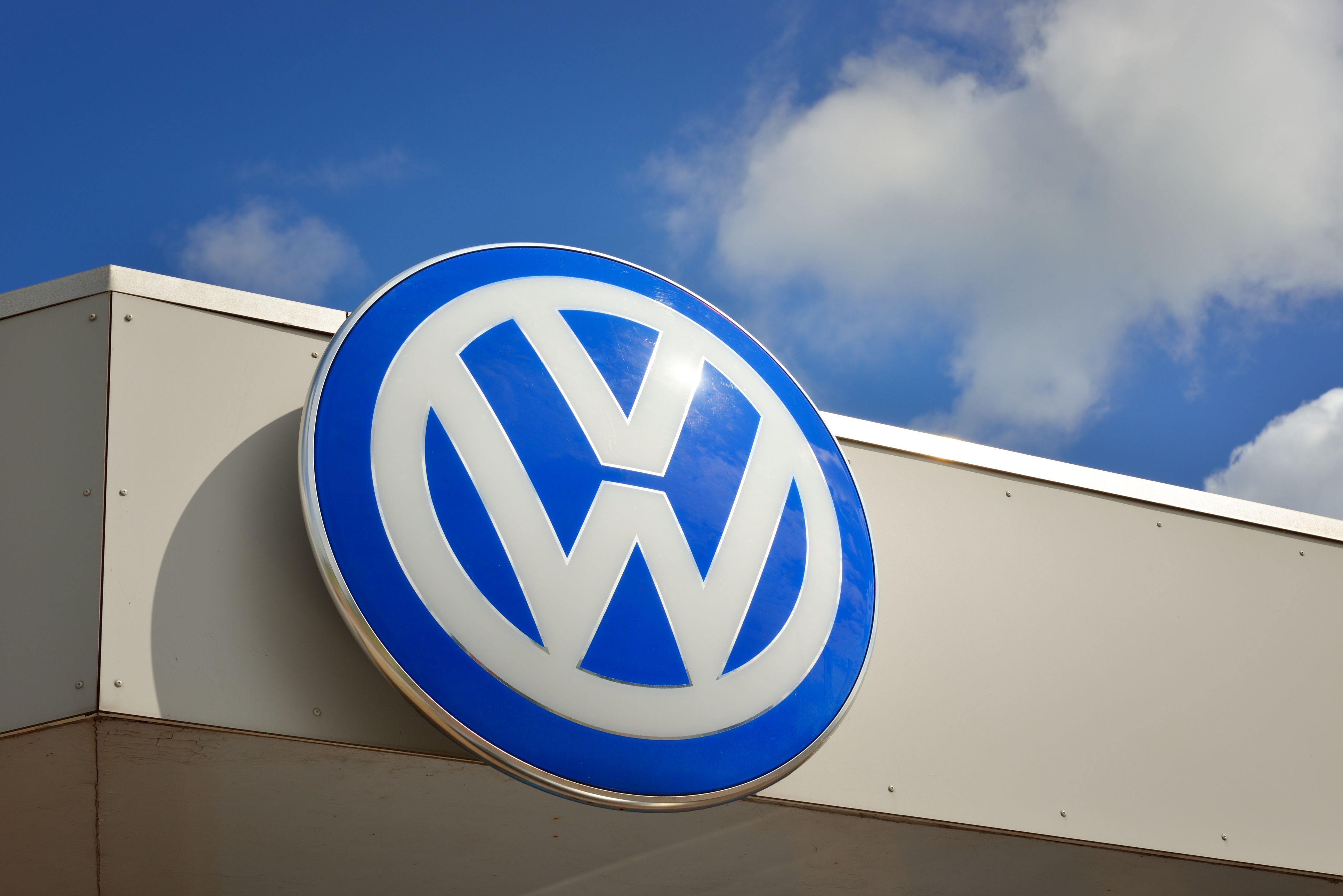 Heute.at - Mega-Sparplan bei VW fix – jetzt wackeln 60.000 Jobs