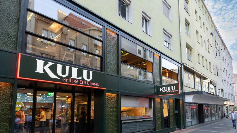 Heute.at - Wiener Promi-Wirt ärgert sich über Baustelle vor Lokal