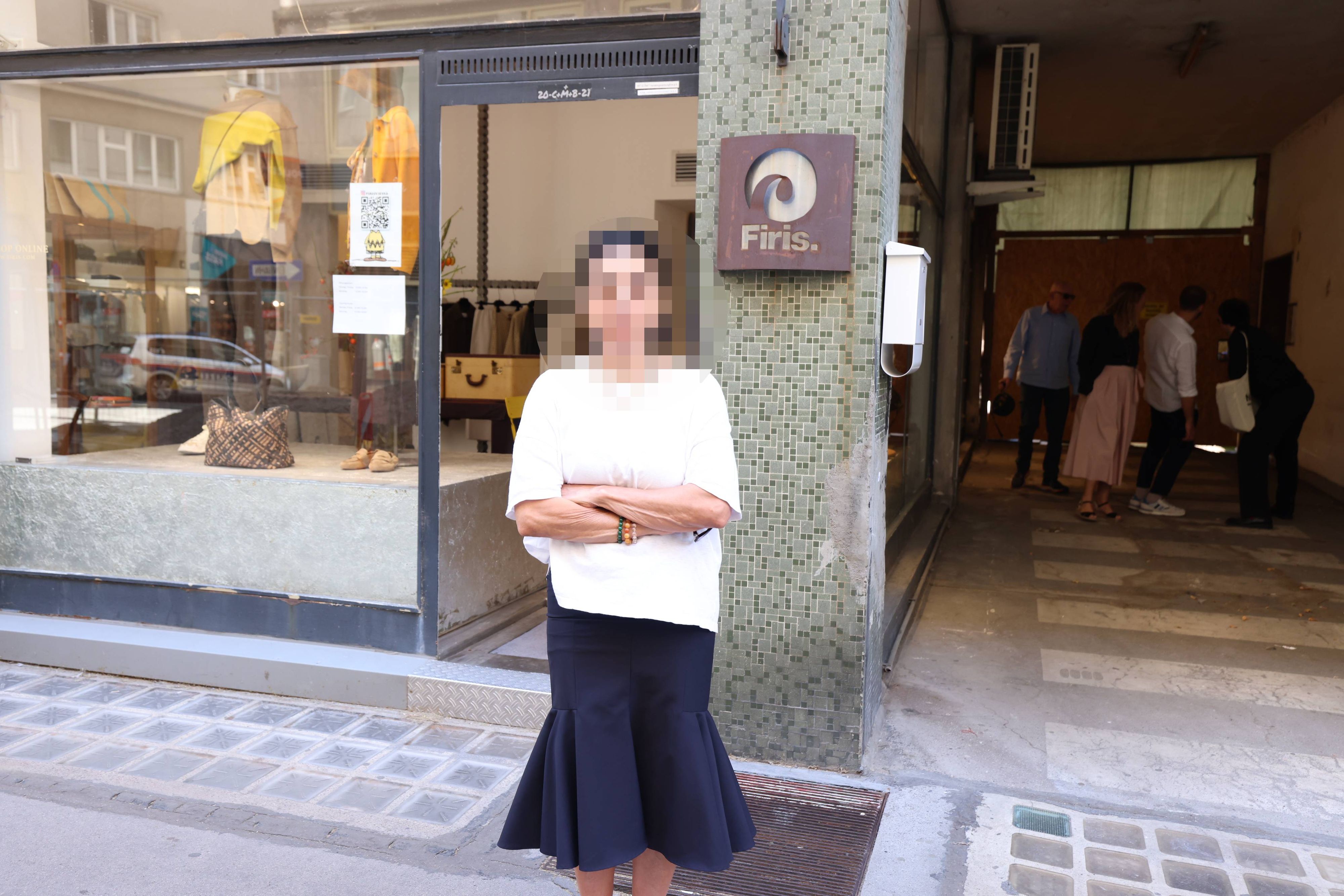 Geschäftsfrau Firuse A. kämpft als letzte Mieterin in dem ehemaligen Gemeindebau um ihre Boutique.