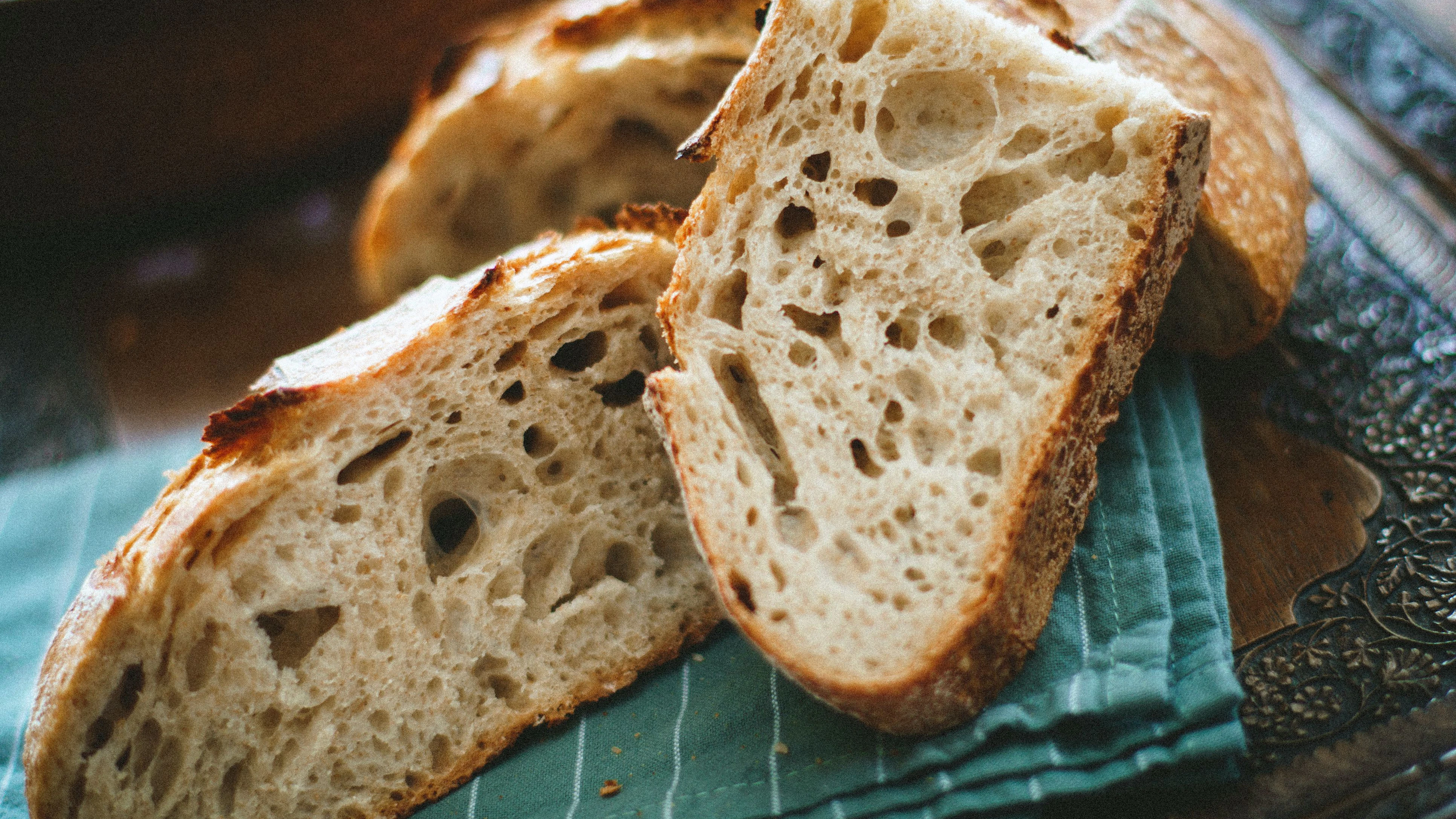 Heute.at - Hefe- oder Sauerteig? Dieses Brot ist die bessere Wahl