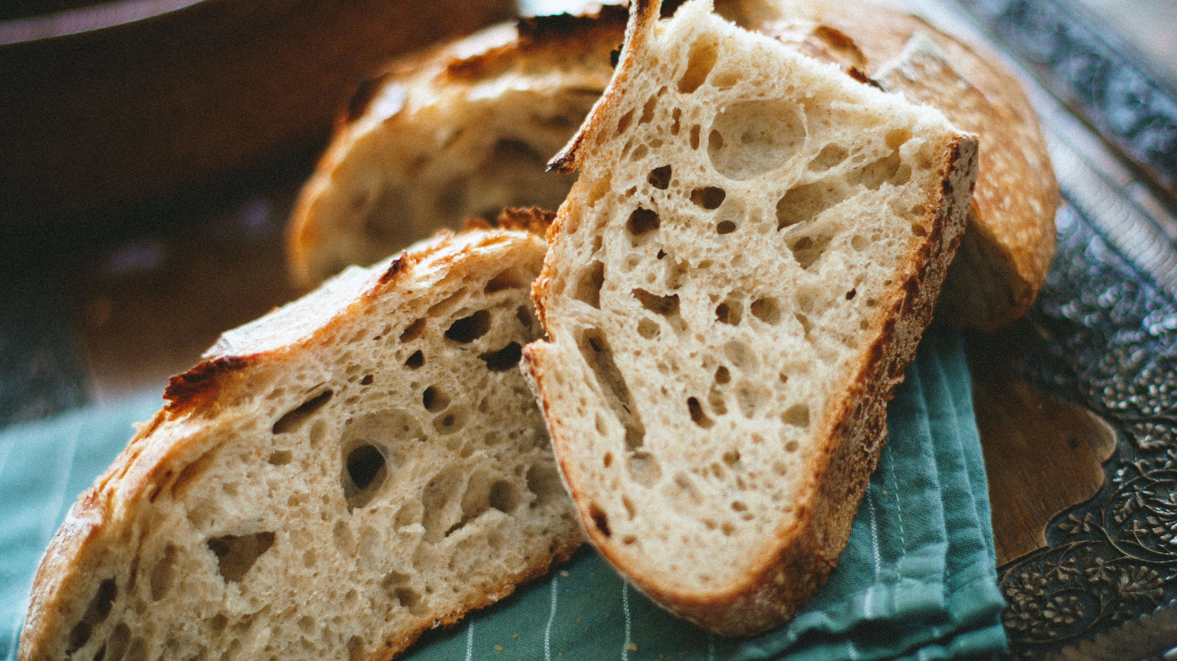 Sauerteig gilt als der gesunde Star im Brotregal.