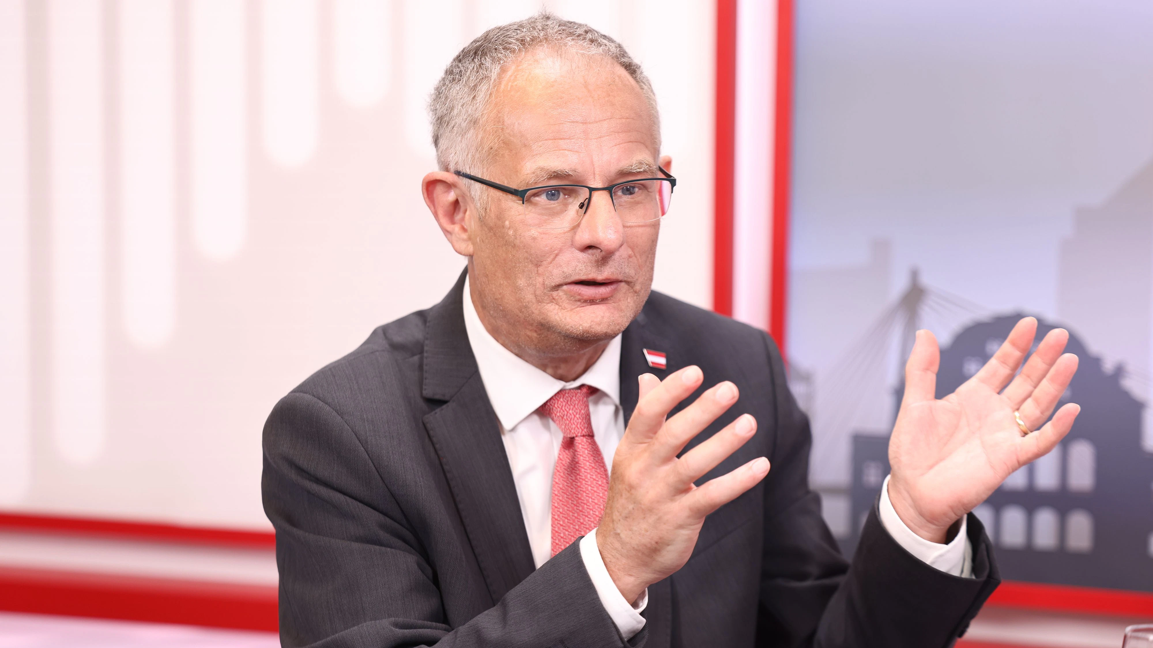 20260611 / interview mit finanzminister markus marterbauer spö zu seiner budgetrede / foto: sabine hertel / tageszeitung heute