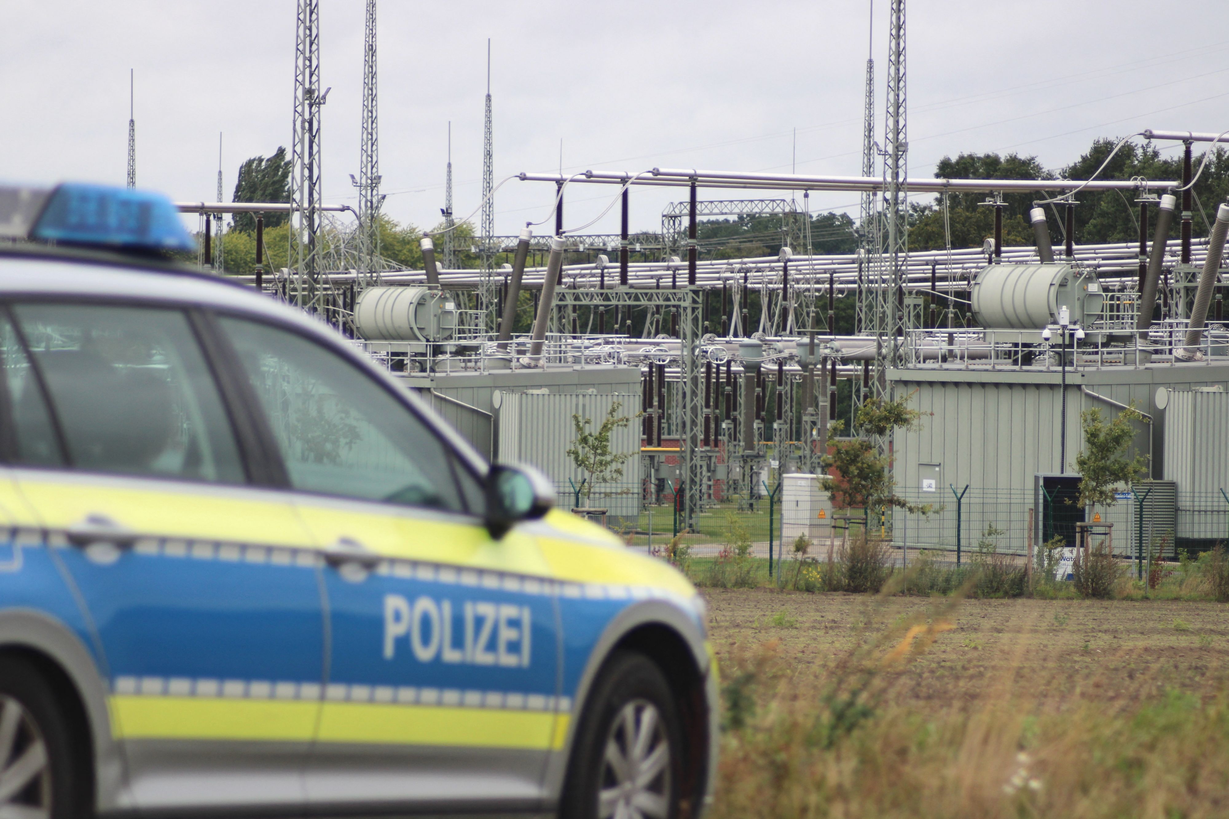 Das Umspannwerk in Ganderkesee (D) wurde weiträumig abgesperrt.